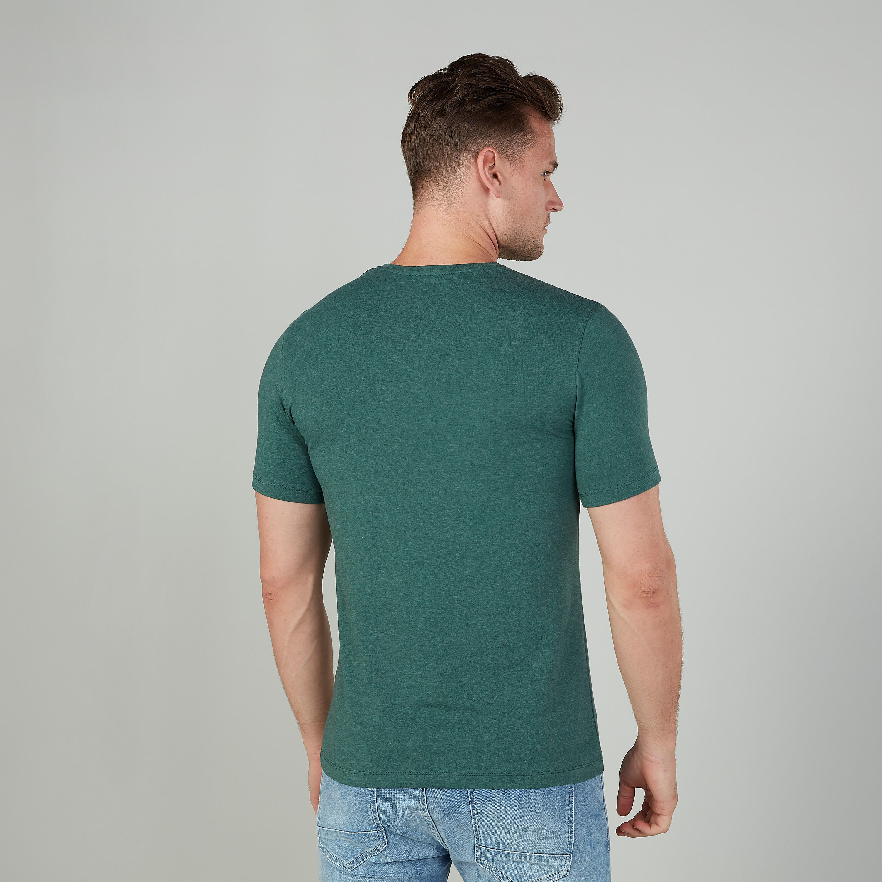 تيشيرت سادة بياقة V وأكمام قصيرة-men-clothing-tshirtsandpolos-tshirts-image-3
