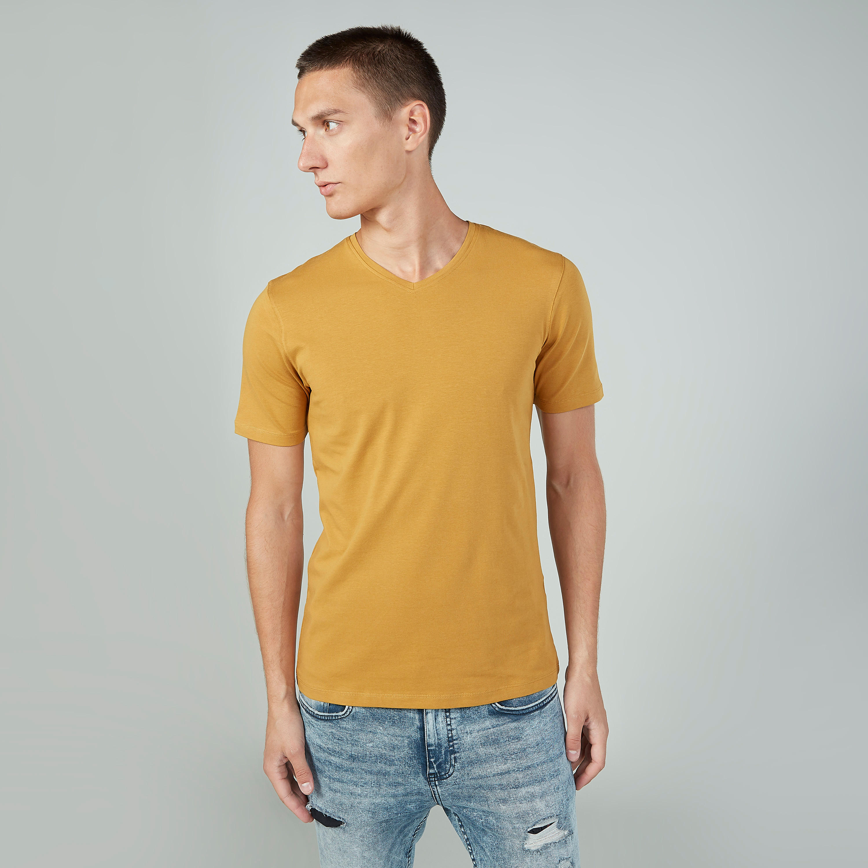 Plain T-shirt with V-neck and Short Sleeves-men-clothing-tshirtsandpolos-tshirts-image-1