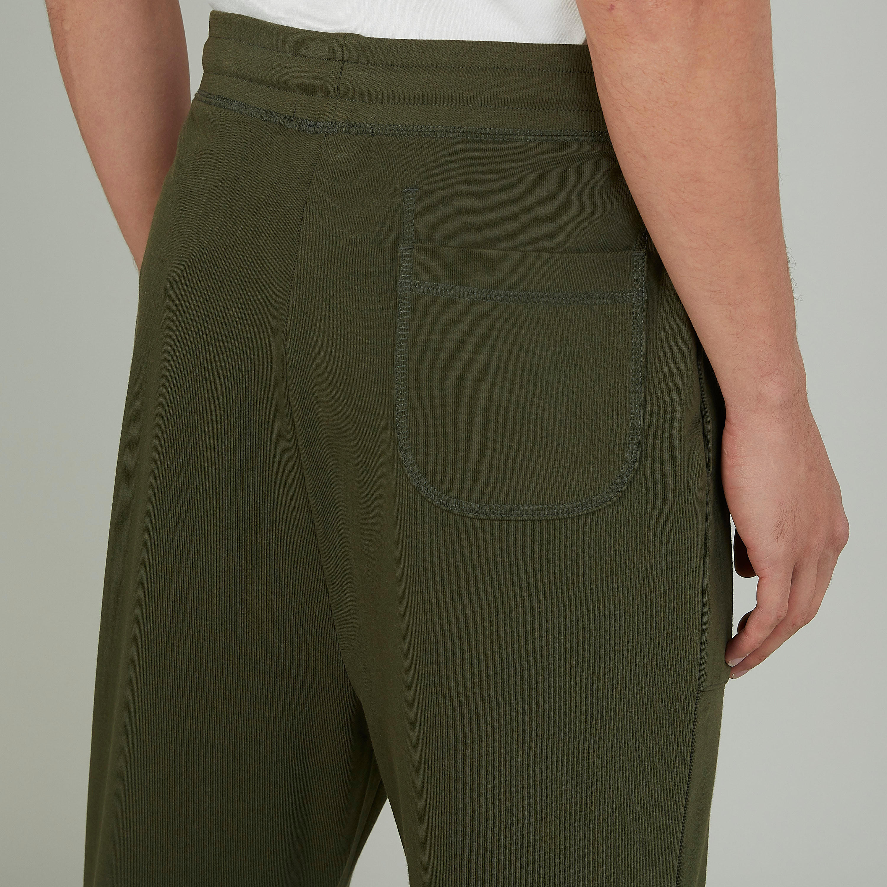 بنطلون سادة بخصر رباط وأساور مطّاطية-men-clothing-bottoms-joggers-image-2
