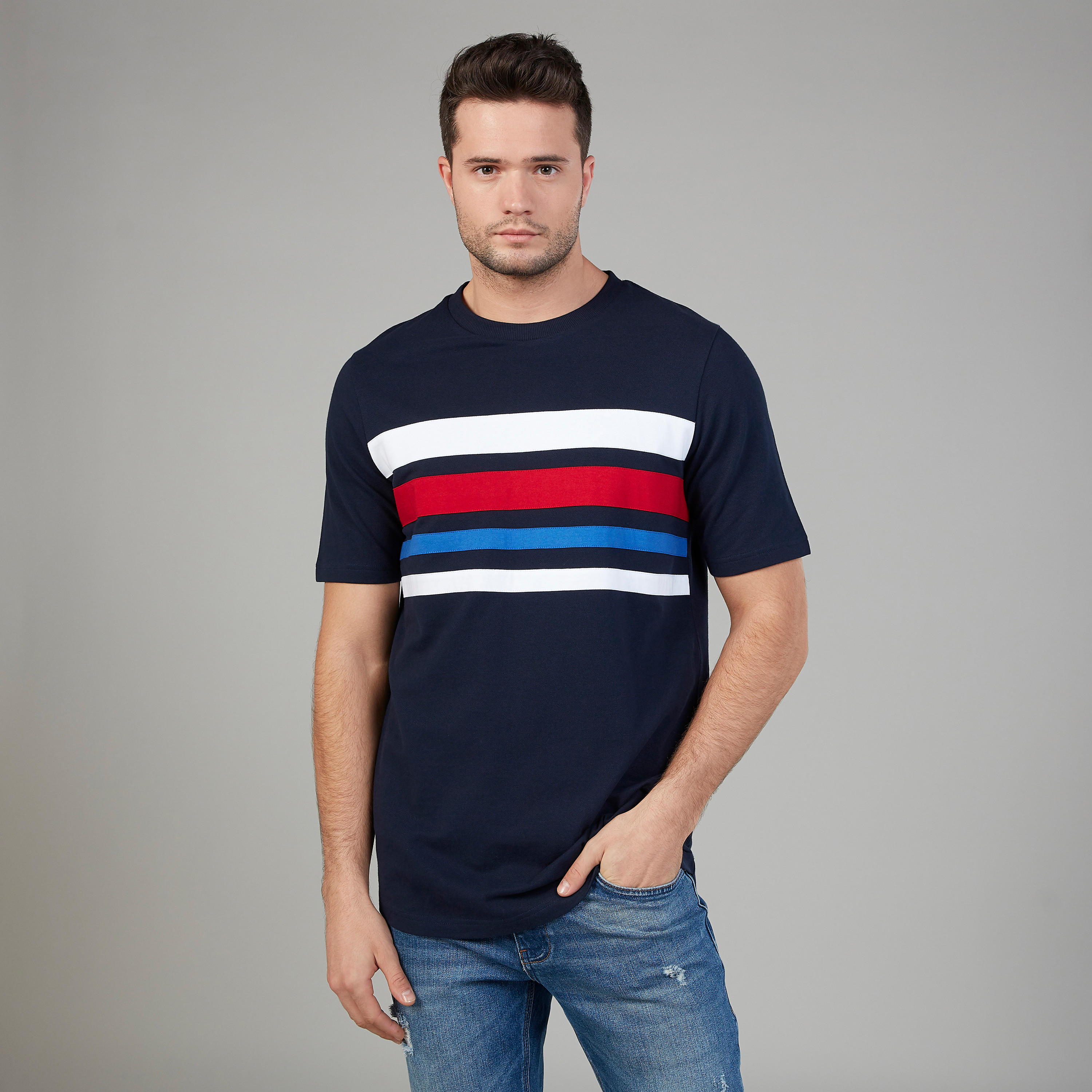 تيشيرت مخطّط بياقة مستديرة وأكمام قصيرة-men-clothing-tshirtsandpolos-tshirts-image-5