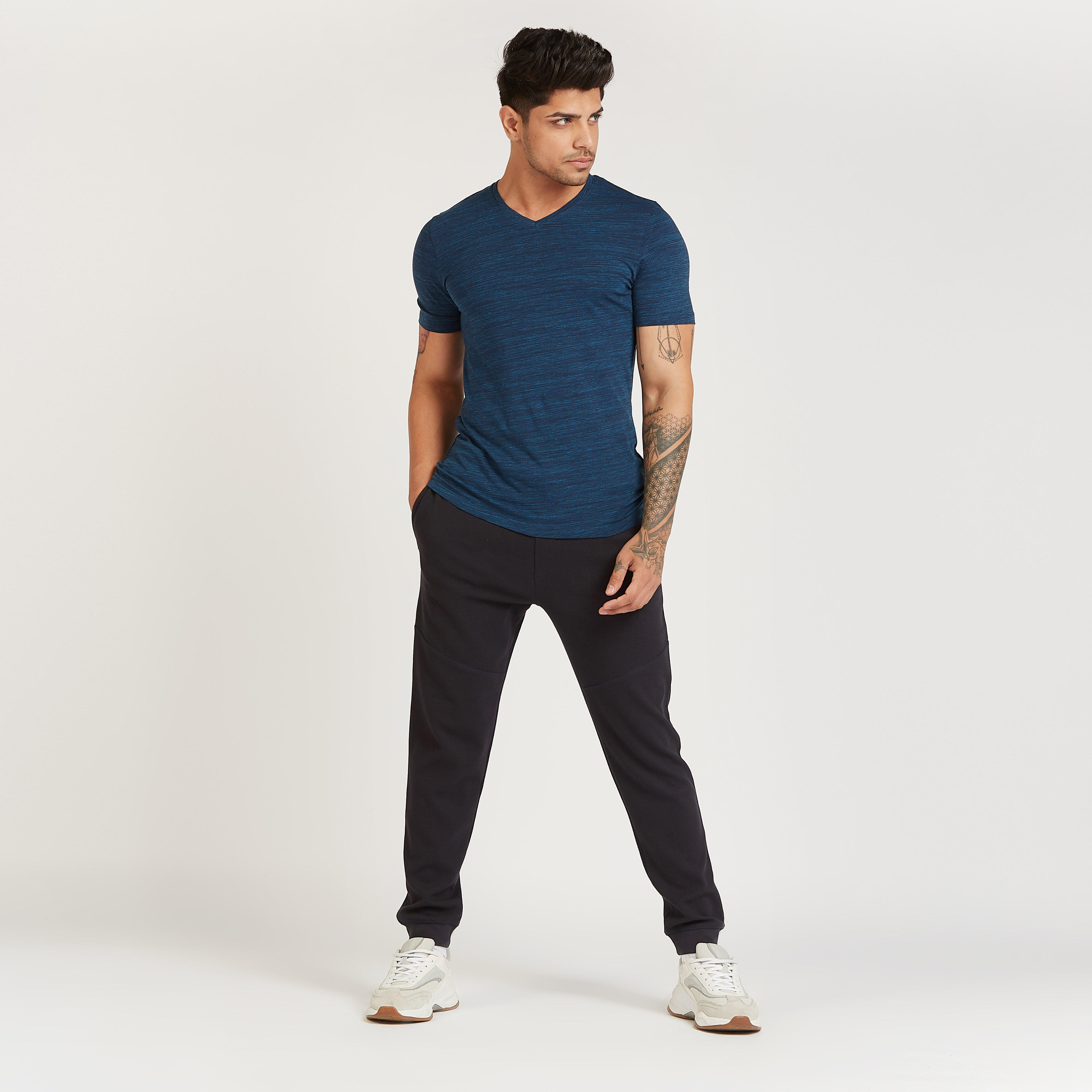 بنطلون رياضي سكيني سادة بخصر متوسط الارتفاع وجيوب-men-clothing-bottoms-joggers-image-2