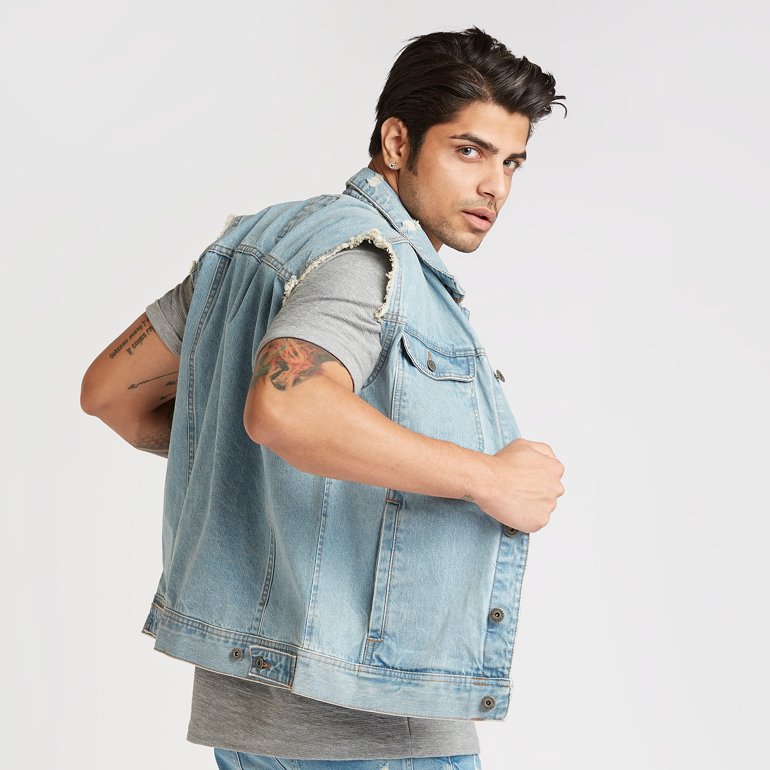 Slim Fit Denim Sleeveless Jacket with Flap Pockets and Frayed Grazers-men-clothing-jacketsandblazers-jackets-image-4