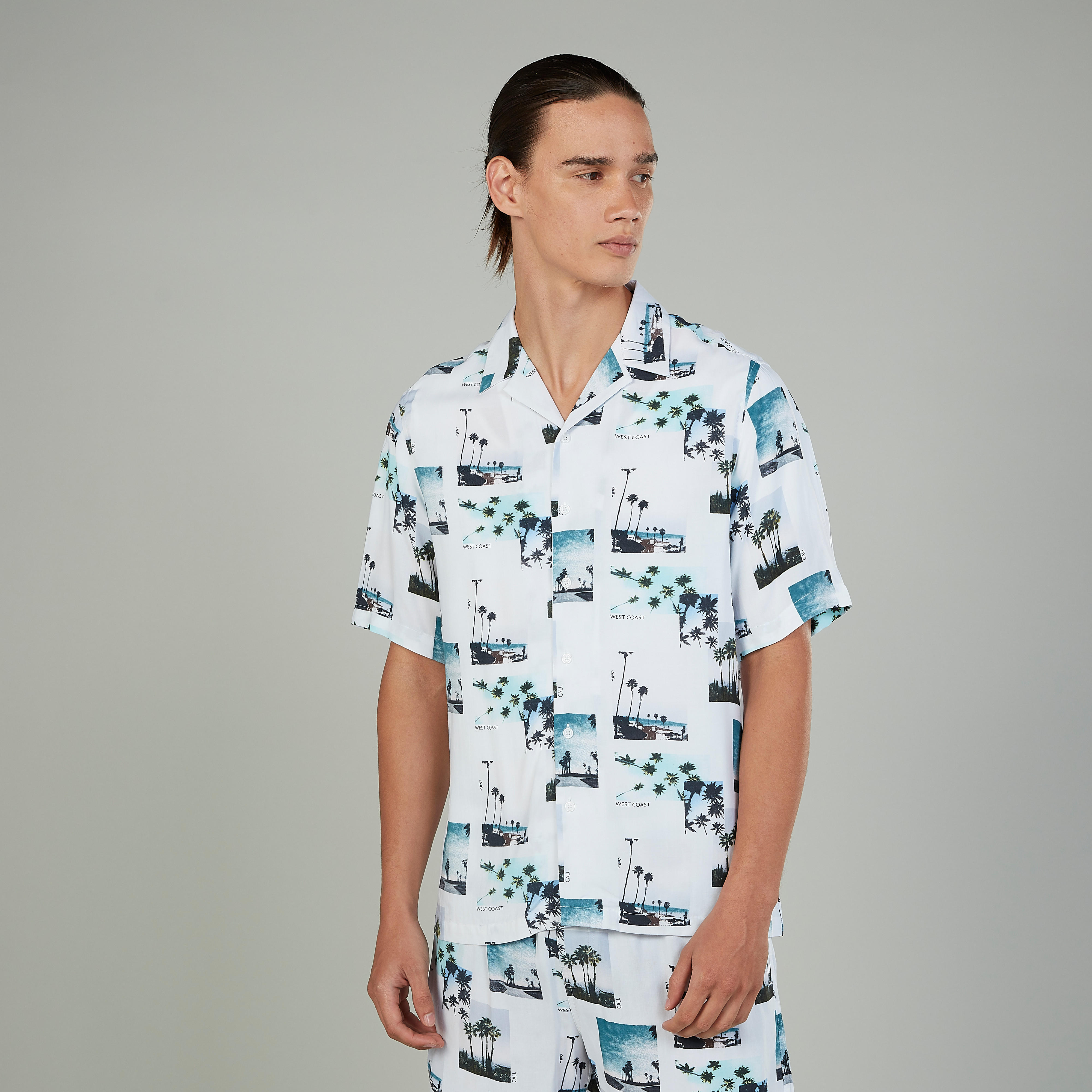 قميص سليم بياقة عاديّة وأكمام قصيرة وطبعات-men-clothing-shirts-image-1