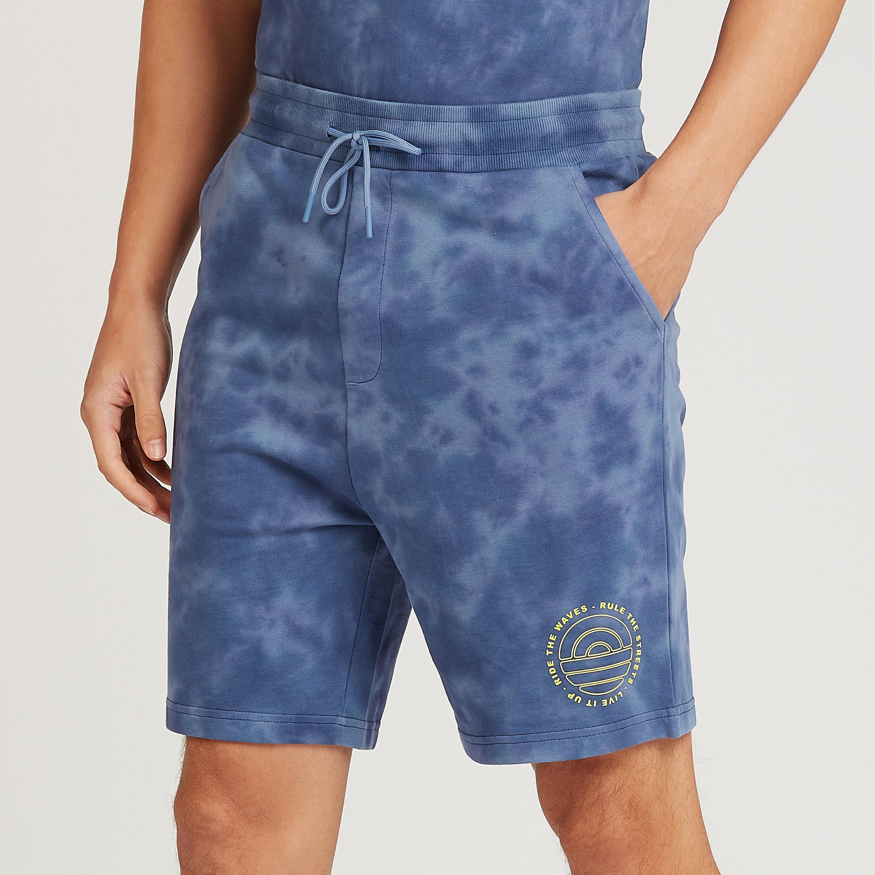 Sustainable Printed Mid-Rise Shorts with Pocket Detail and Drawstring-men-clothing-bottoms-shorts-image-3
