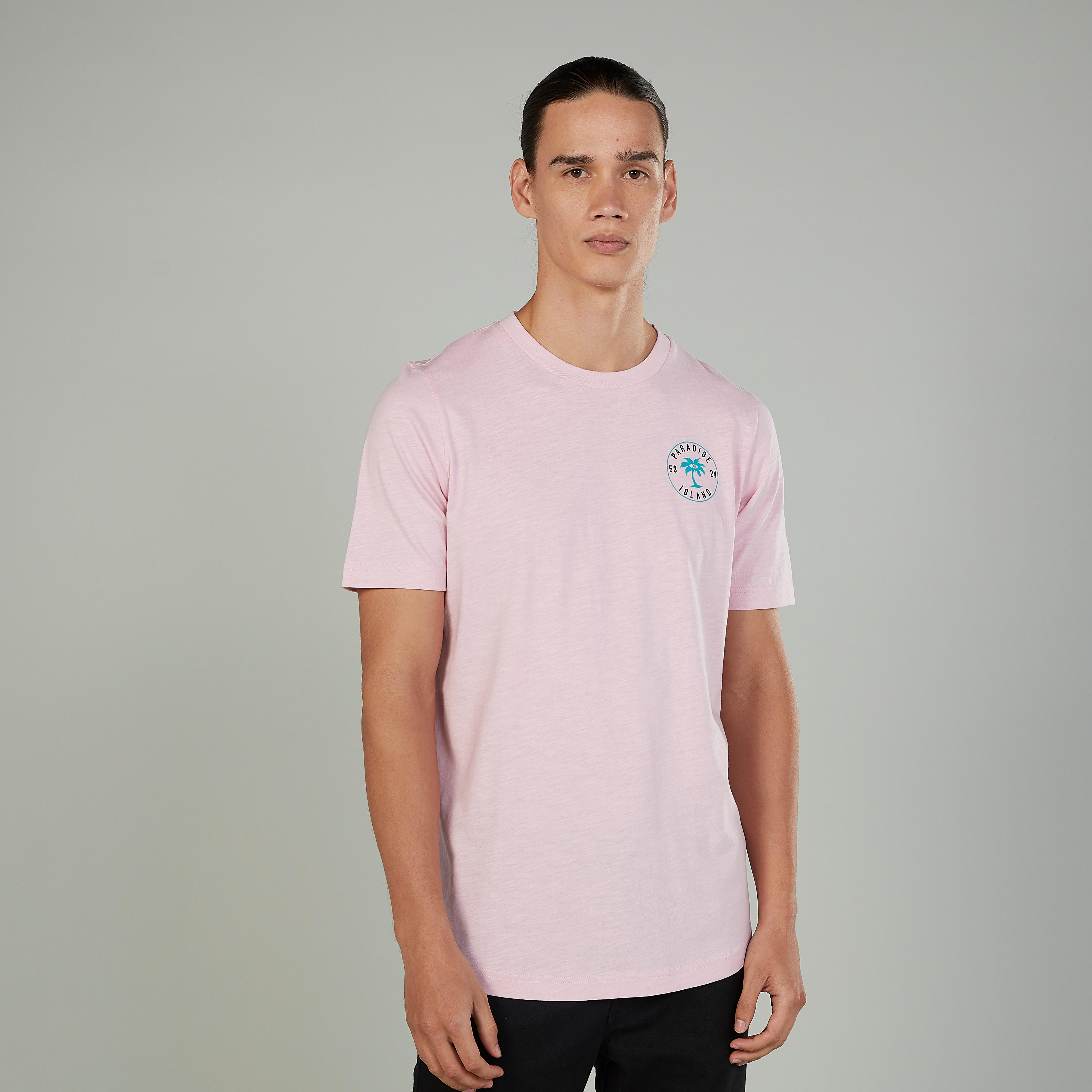 تيشيرت بياقة ضيّقة وأكمام قصيرة وطبعات-men-clothing-tshirtsandpolos-tshirts-image-5
