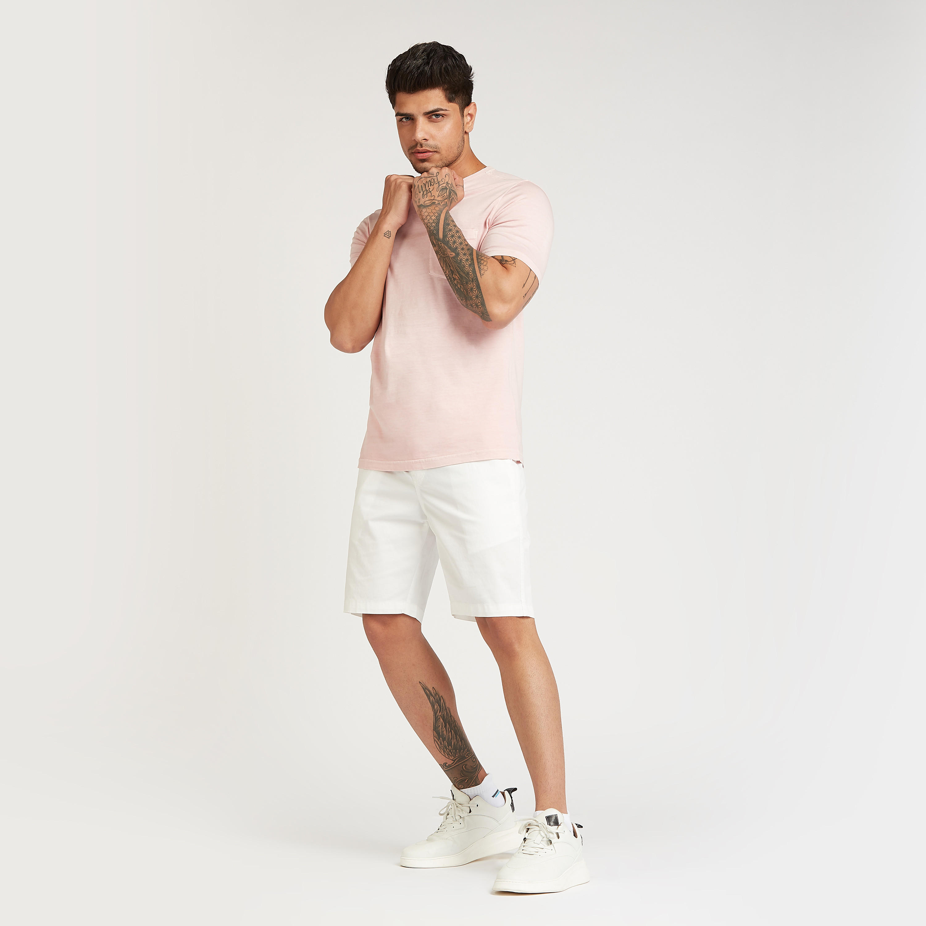 شورت سادة بخصر متوسط الارتفاع ورباط وجيوب-men-clothing-bottoms-shorts-image-4