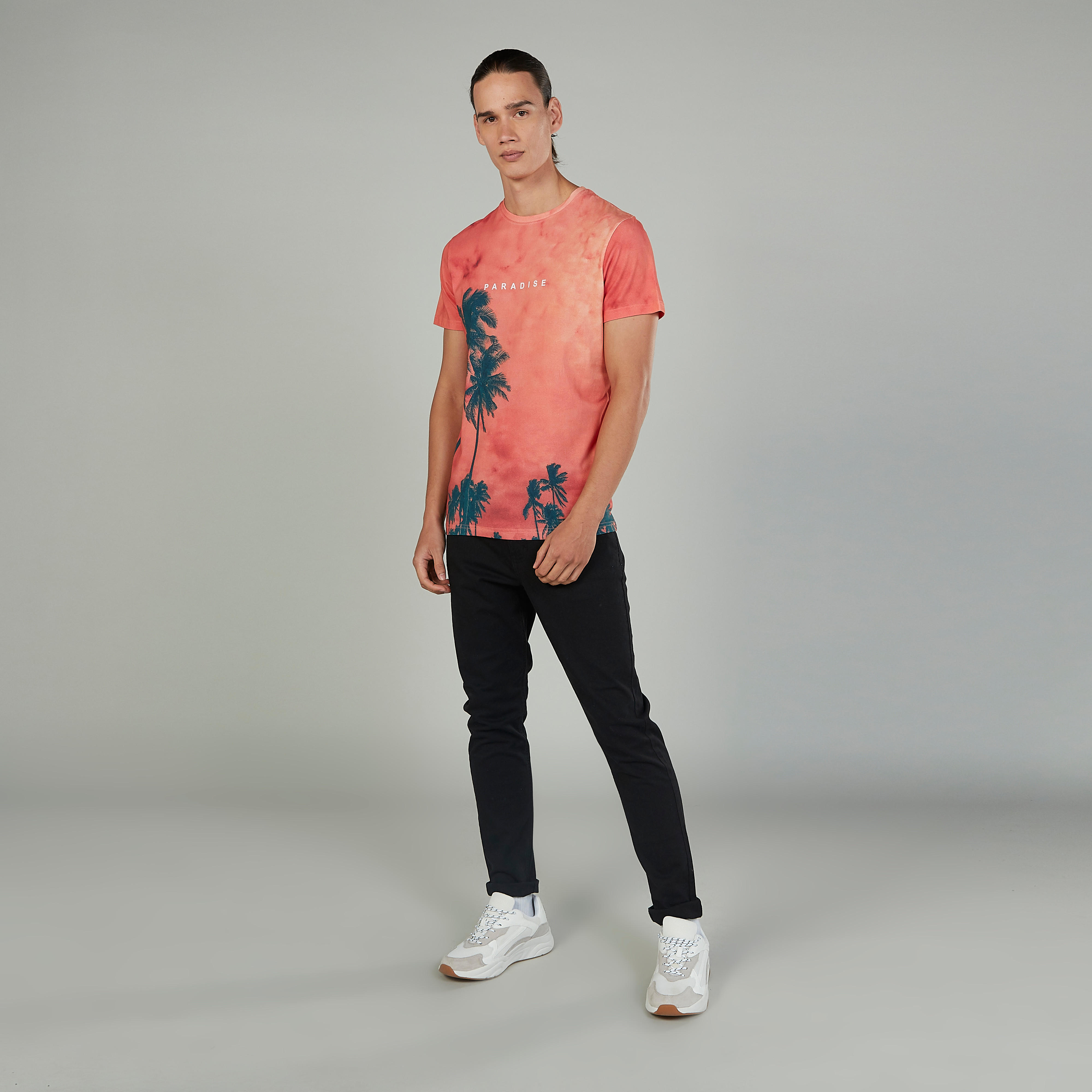 تيشيرت بياقة مستديرة وأكمام قصيرة وطبعات-men-clothing-tshirtsandpolos-tshirts-image-4
