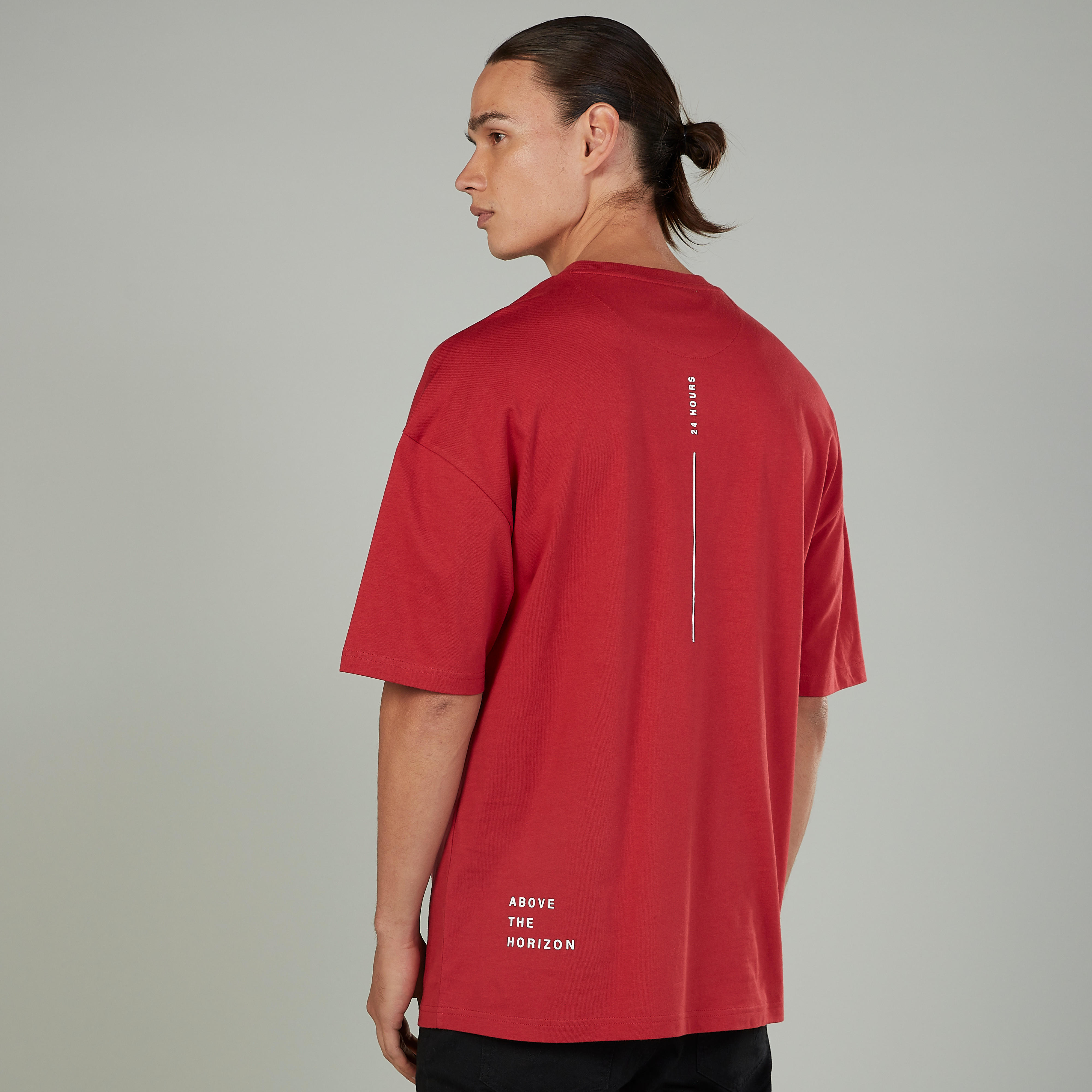 تيشيرت بياقة مستديرة وأكمام قصيرة وطبعات-men-clothing-tshirtsandpolos-tshirts-image-4