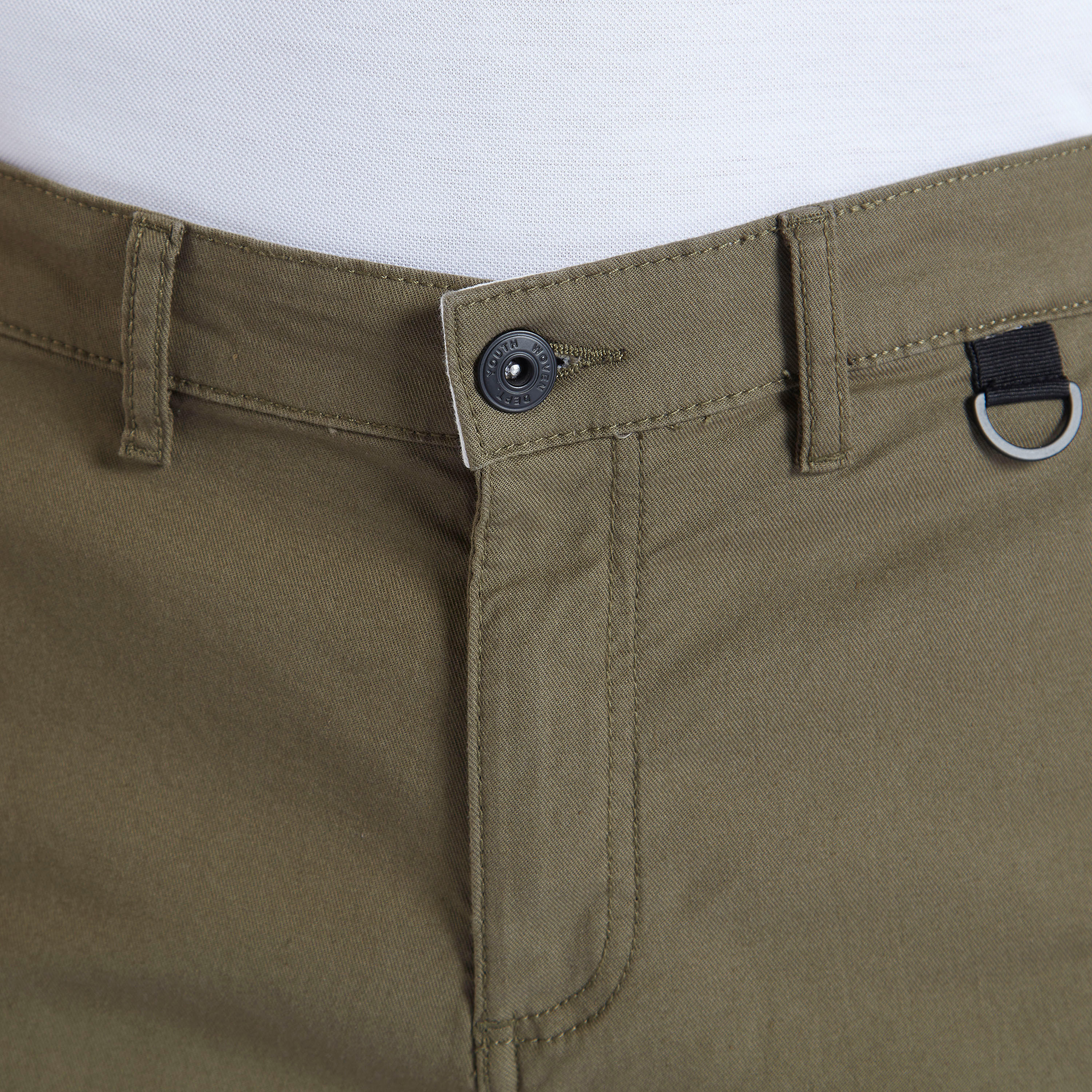 شورت سادة بخصر متوسّط الارتفاع وجيوب وزر إغلاق-men-clothing-bottoms-shorts-image-3
