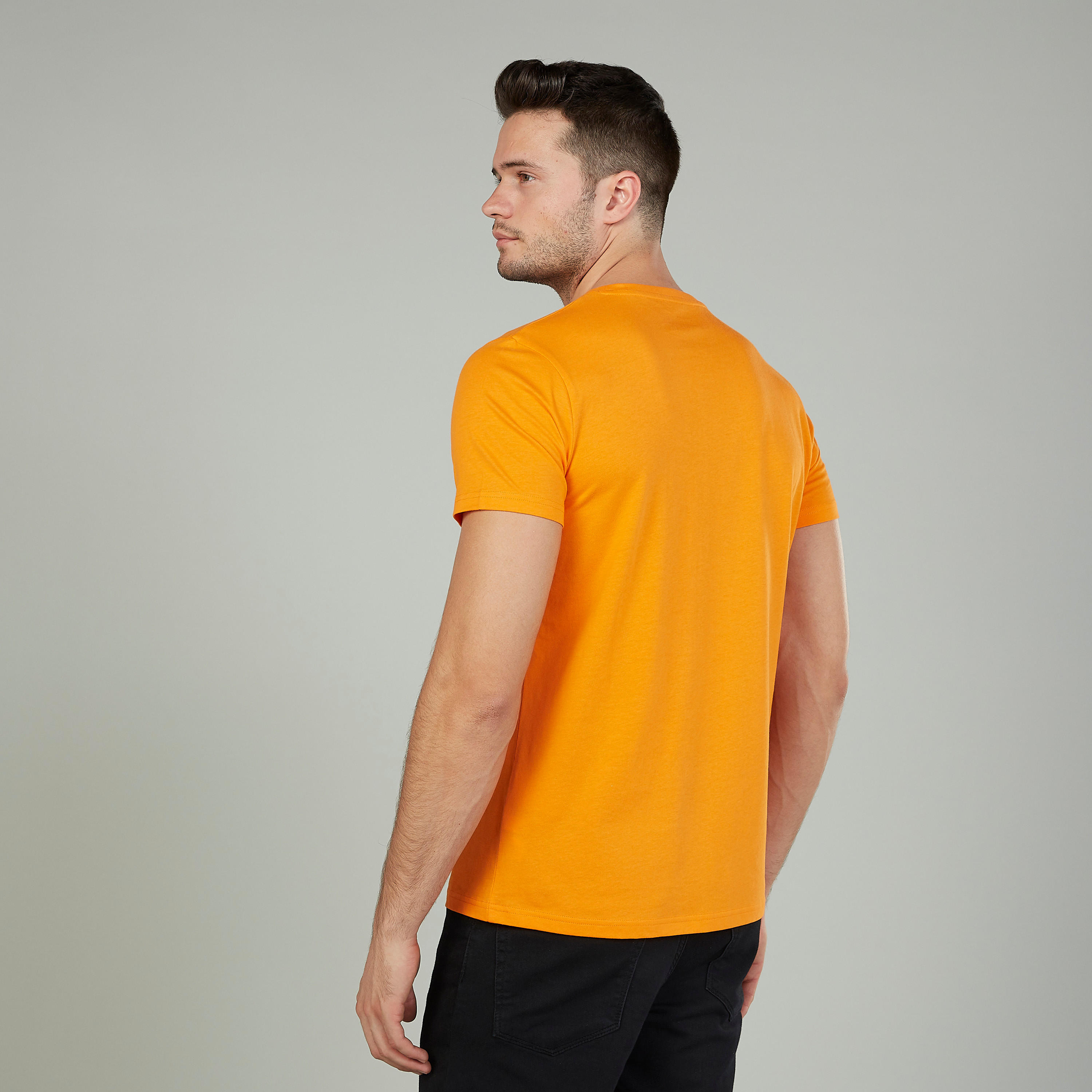 تيشيرت  بياقة ضيّقة وأكمام قصيرة وطبعات-men-clothing-tshirtsandpolos-tshirts-image-2