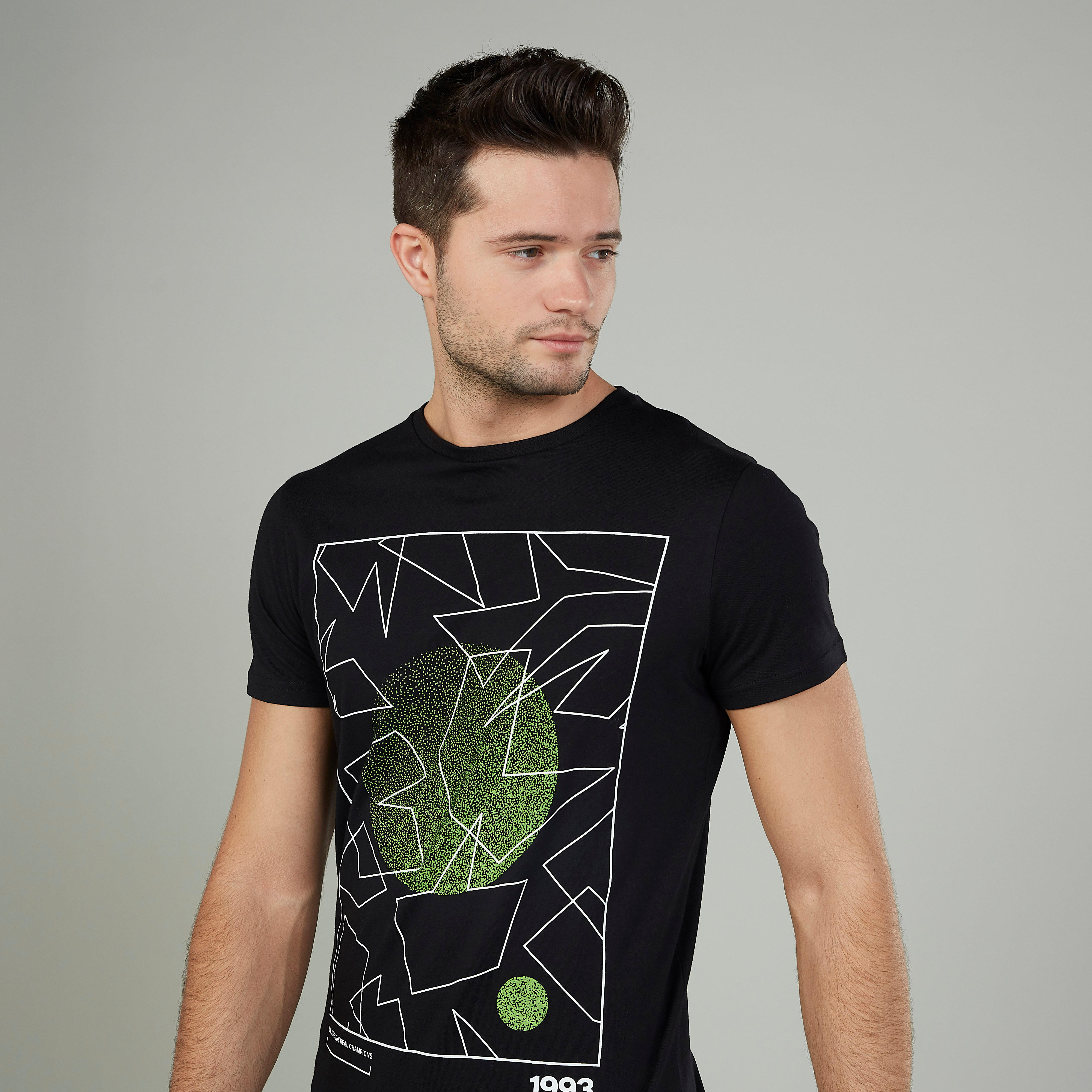 تيشيرت بياقة ضيّقة وأكمام قصيرة وطبعات-men-clothing-tshirtsandpolos-tshirts-image-3