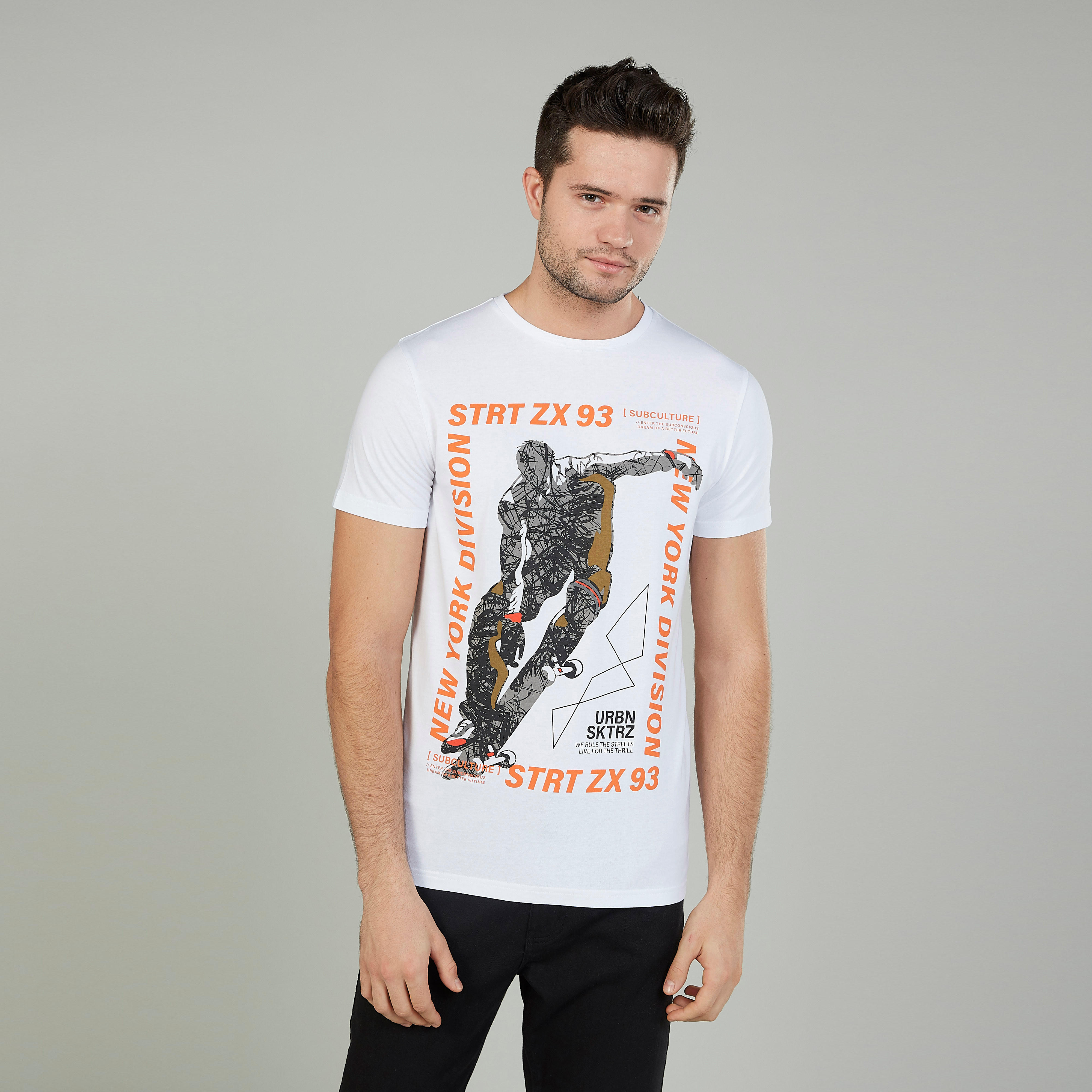 تيشيرت بياقة مستديرة وأكمام قصيرة وطبعات-men-clothing-tshirtsandpolos-tshirts-image-1