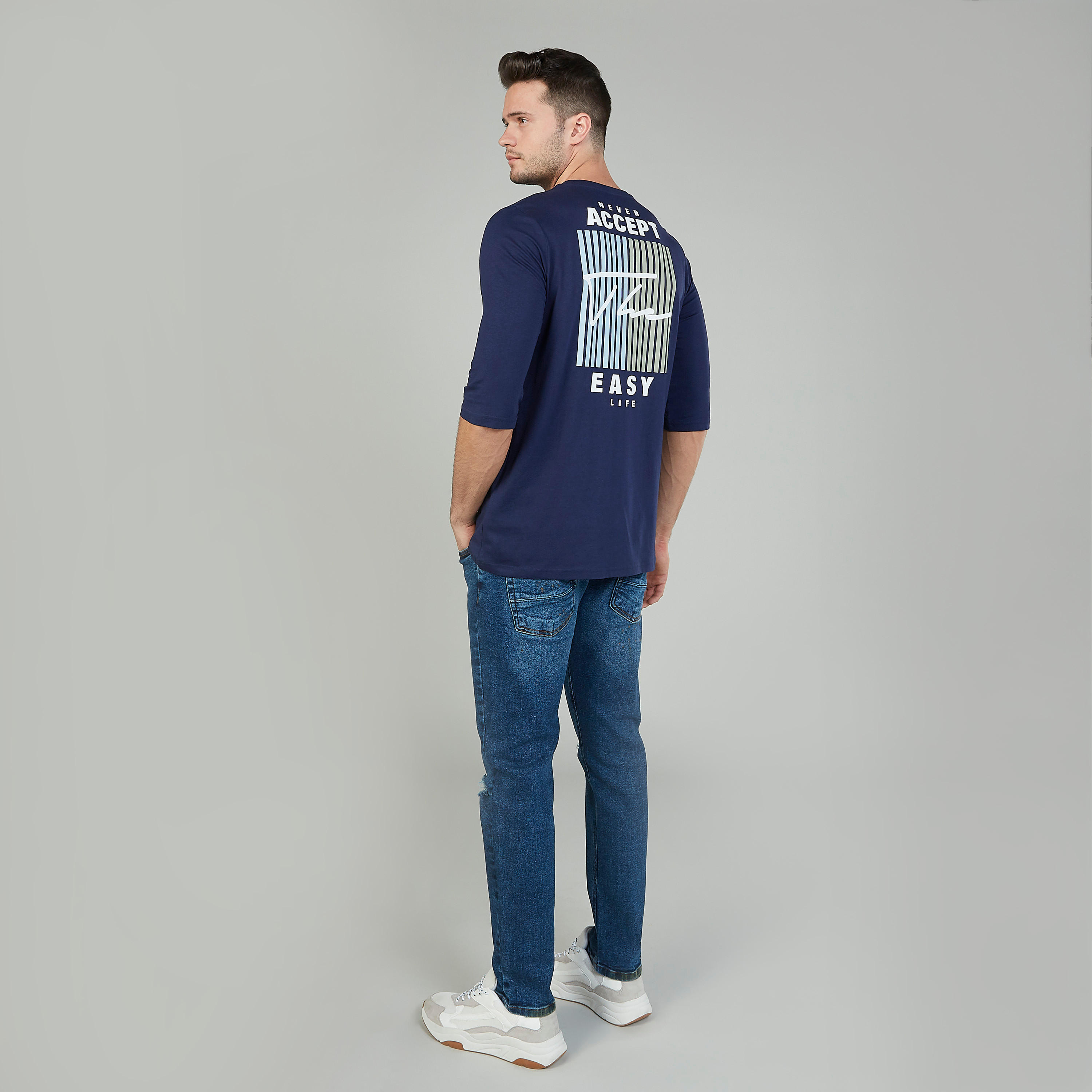 تيشيرت بياقة مستديرة وأكمام 3/4 وطبعات-men-clothing-tshirtsandpolos-tshirts-image-2