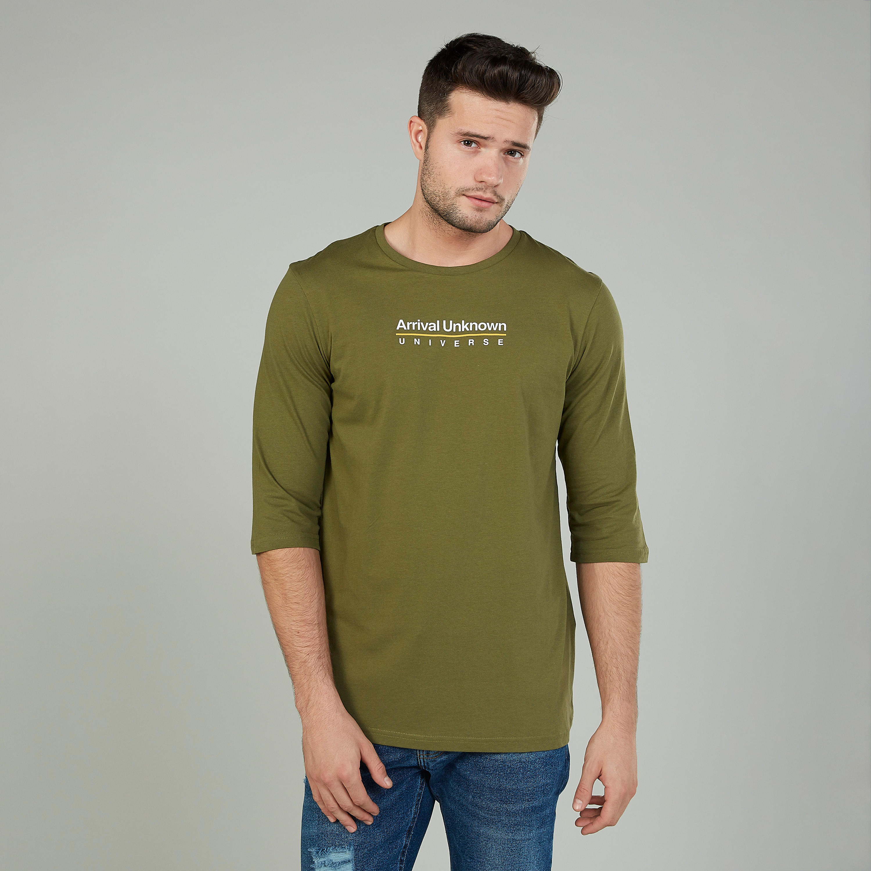 تيشيرت بياقة مستديرة وأكمام 3/4 وطبعات-men-clothing-tshirtsandpolos-tshirts-image-1