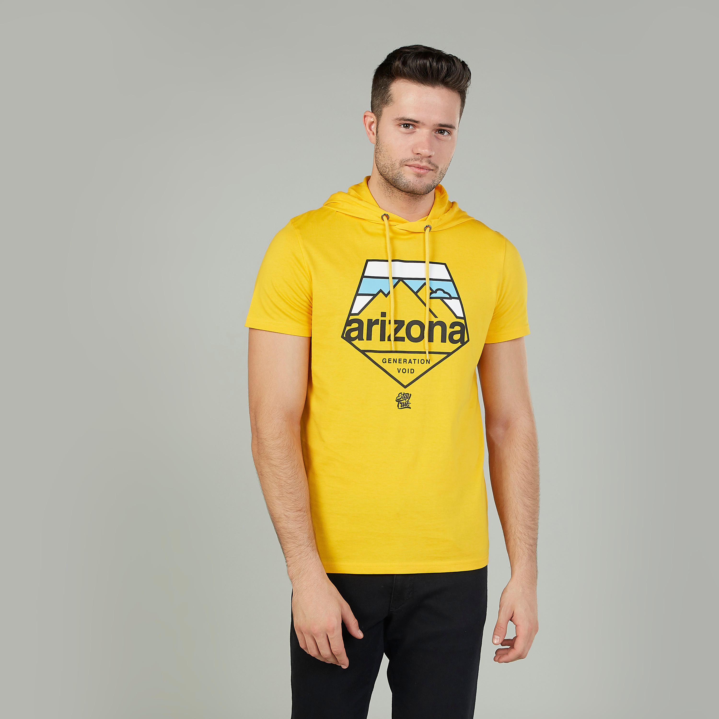 تيشيرت بقبعة وأكمام قصيرة وطبعات-men-clothing-tshirtsandpolos-tshirts-image-1
