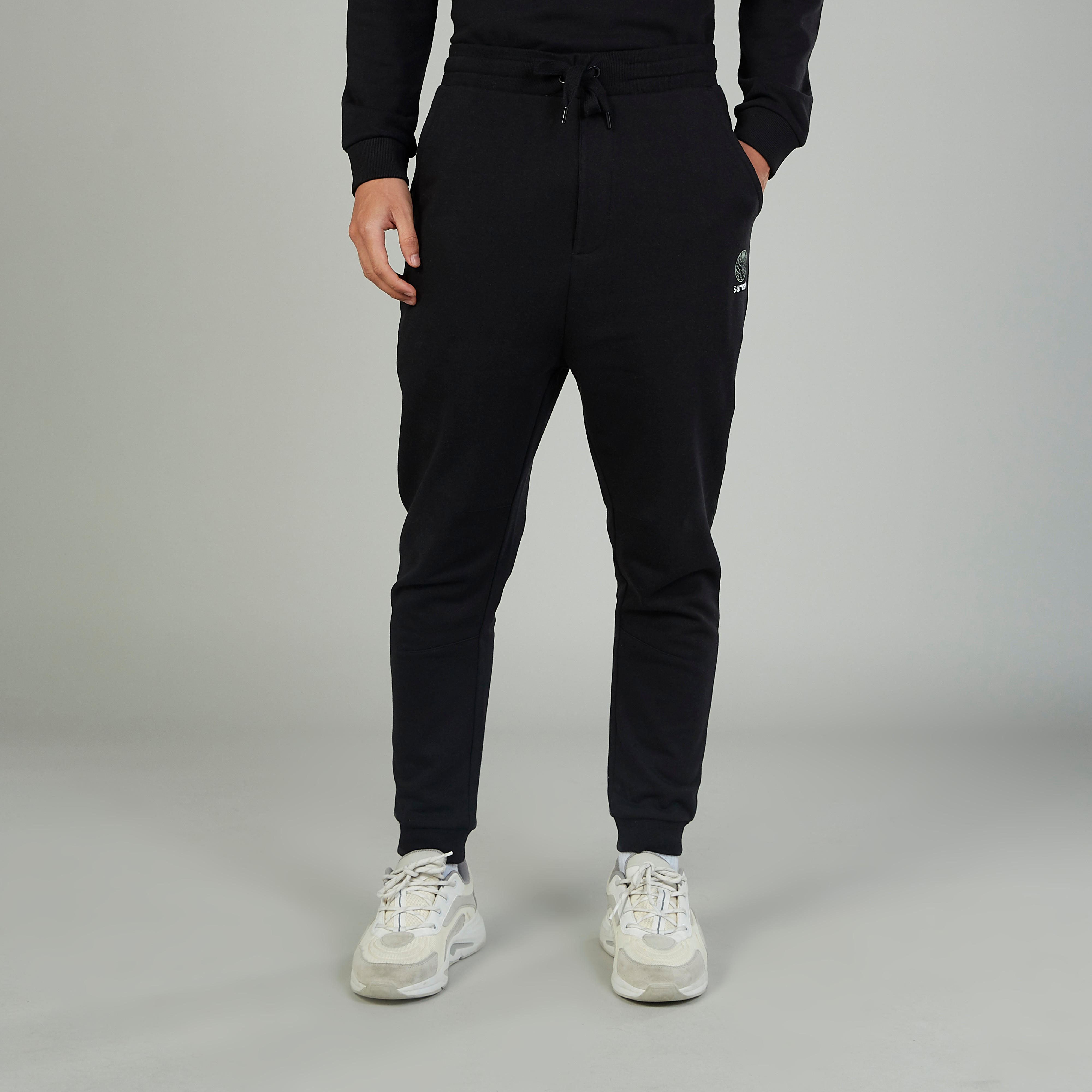 بنطلون رياضي سكيني بخصر متوسط الارتفاع وجيوب وطبعات-men-clothing-bottoms-joggers-image-1