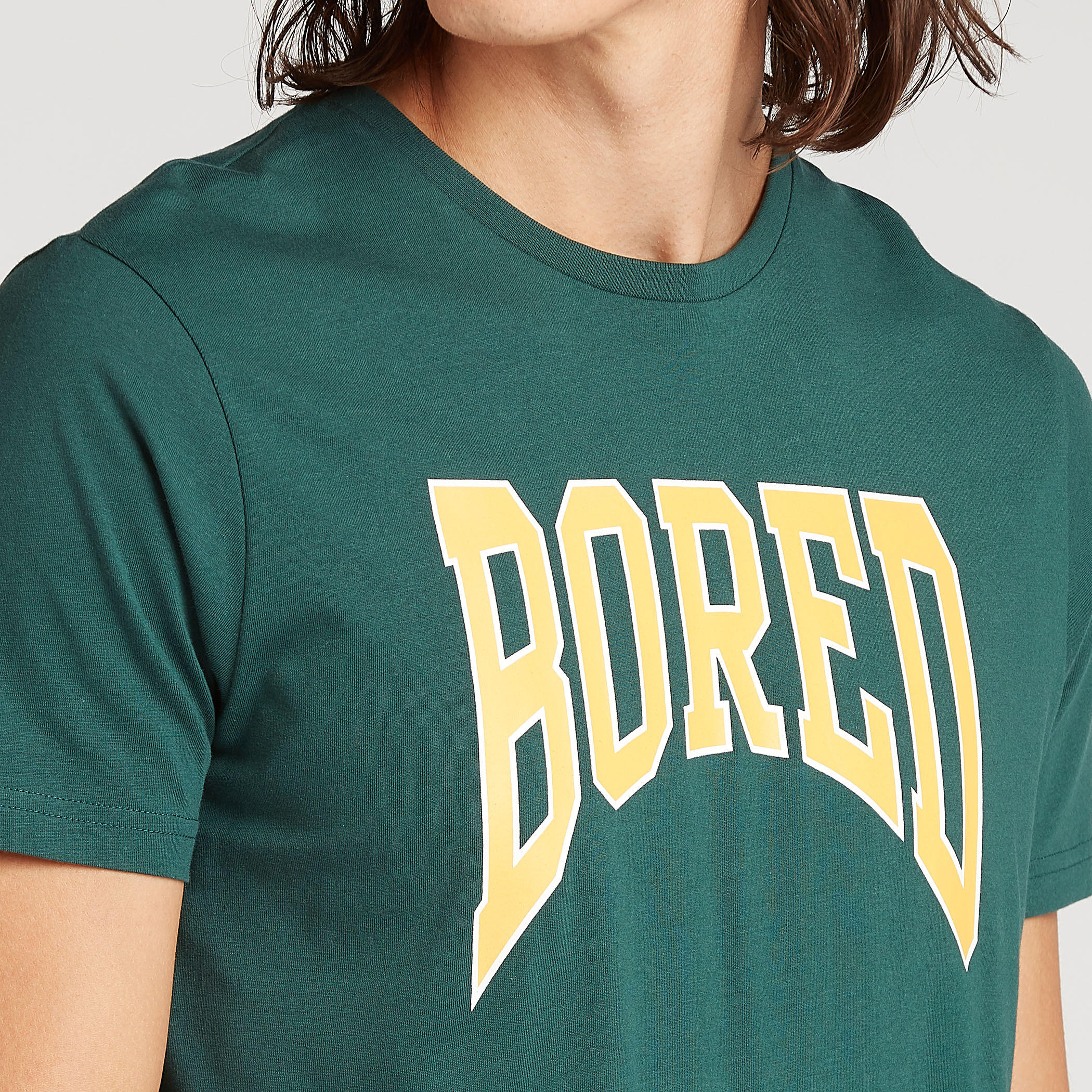تيشيرت سليم فيت بياقة ضيّقة وأكمام قصيرة وطبعات-men-clothing-tshirtsandpolos-tshirts-image-3