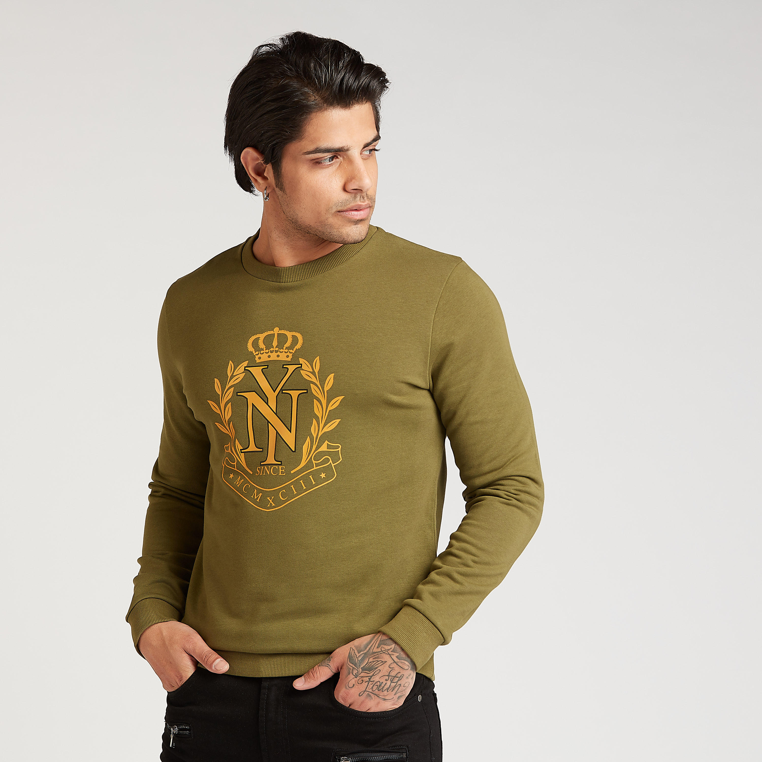 Slim Fit Printed Sweatshirt with Crew Neck and Long Sleeves-men-winterwear-hoodiesandsweatshirts-image-1