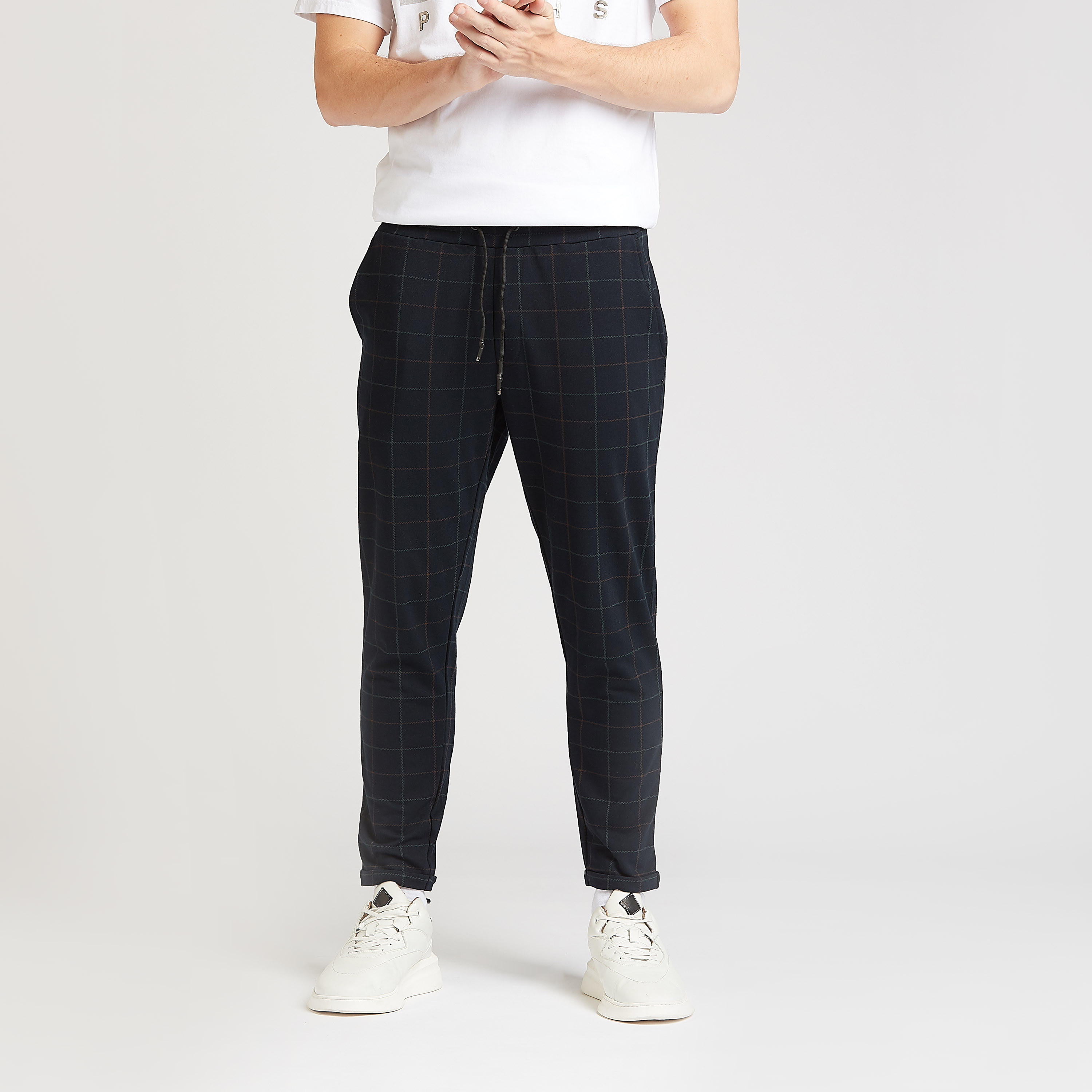 بنطلون سليم كاروهات بخصر متوسط الارتفاع و جيوب و رباط-men-clothing-bottoms-trousersandchinos-trousers-image-1