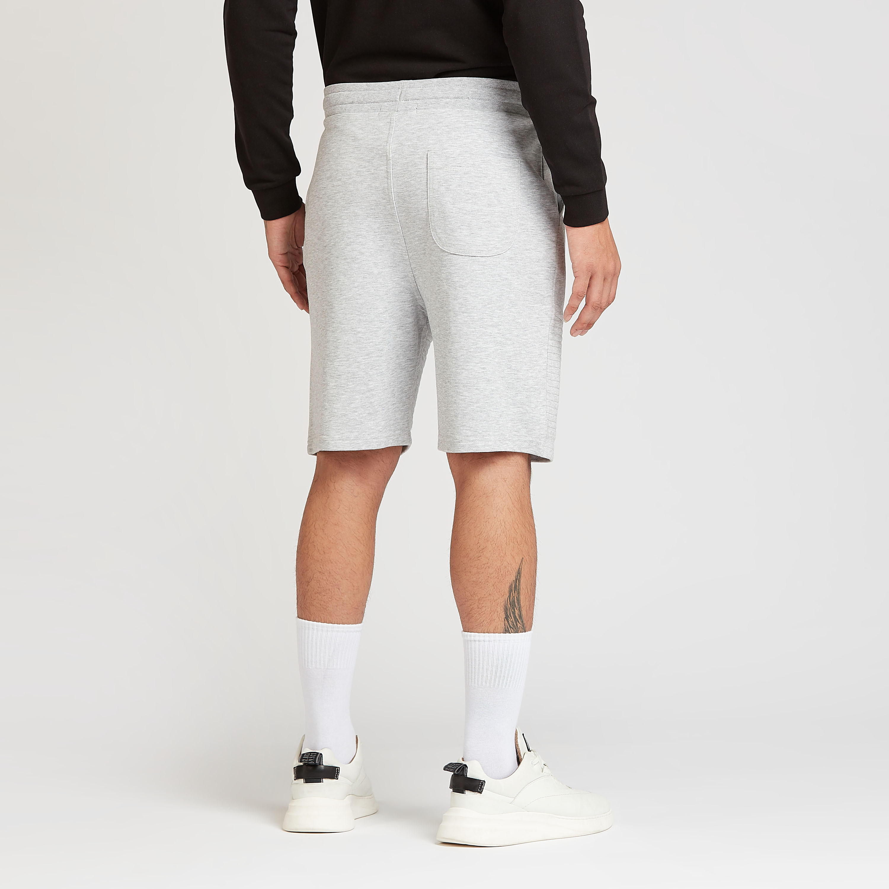 شورت بارز الملمس برباط إغلاق وتفاصيل جيوب-men-clothing-bottoms-shorts-image-4
