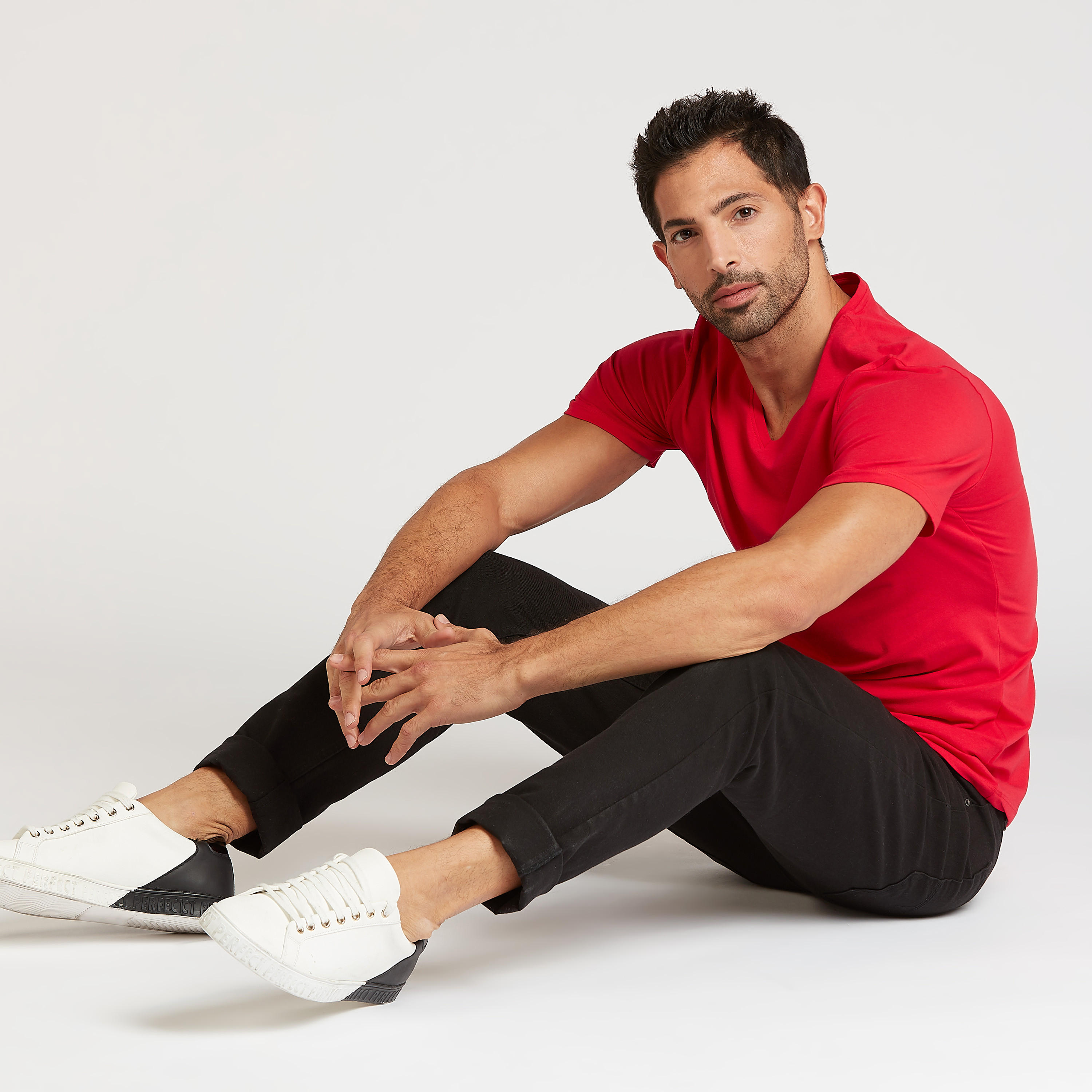Sustainable Solid V-neck T-shirt with Short Sleeves-men-clothing-tshirtsandpolos-tshirts-image-5