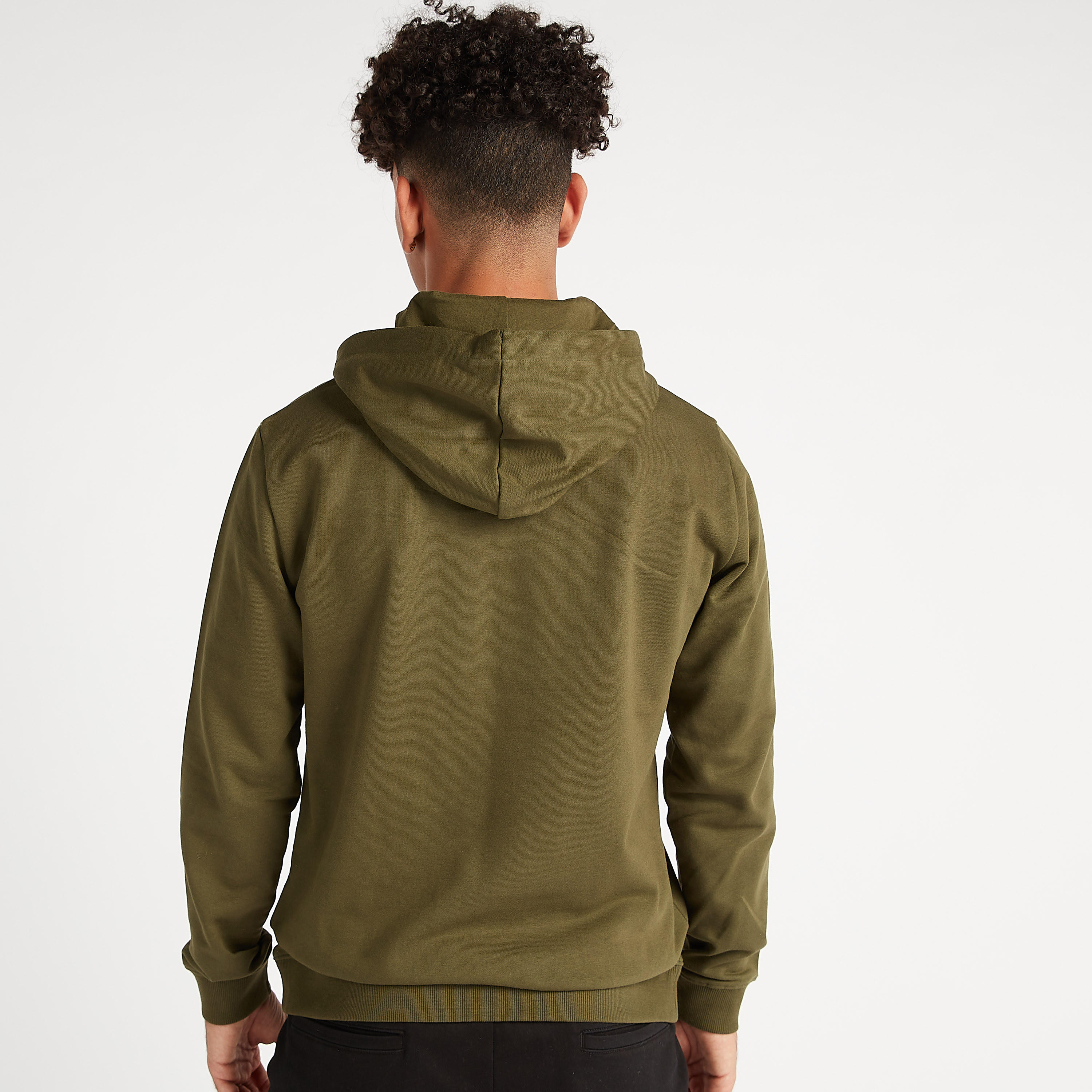 هودي مستدام بجيوب كنغر وأكمام طويلة وطبعات-men-winterwear-hoodiesandsweatshirts-image-4