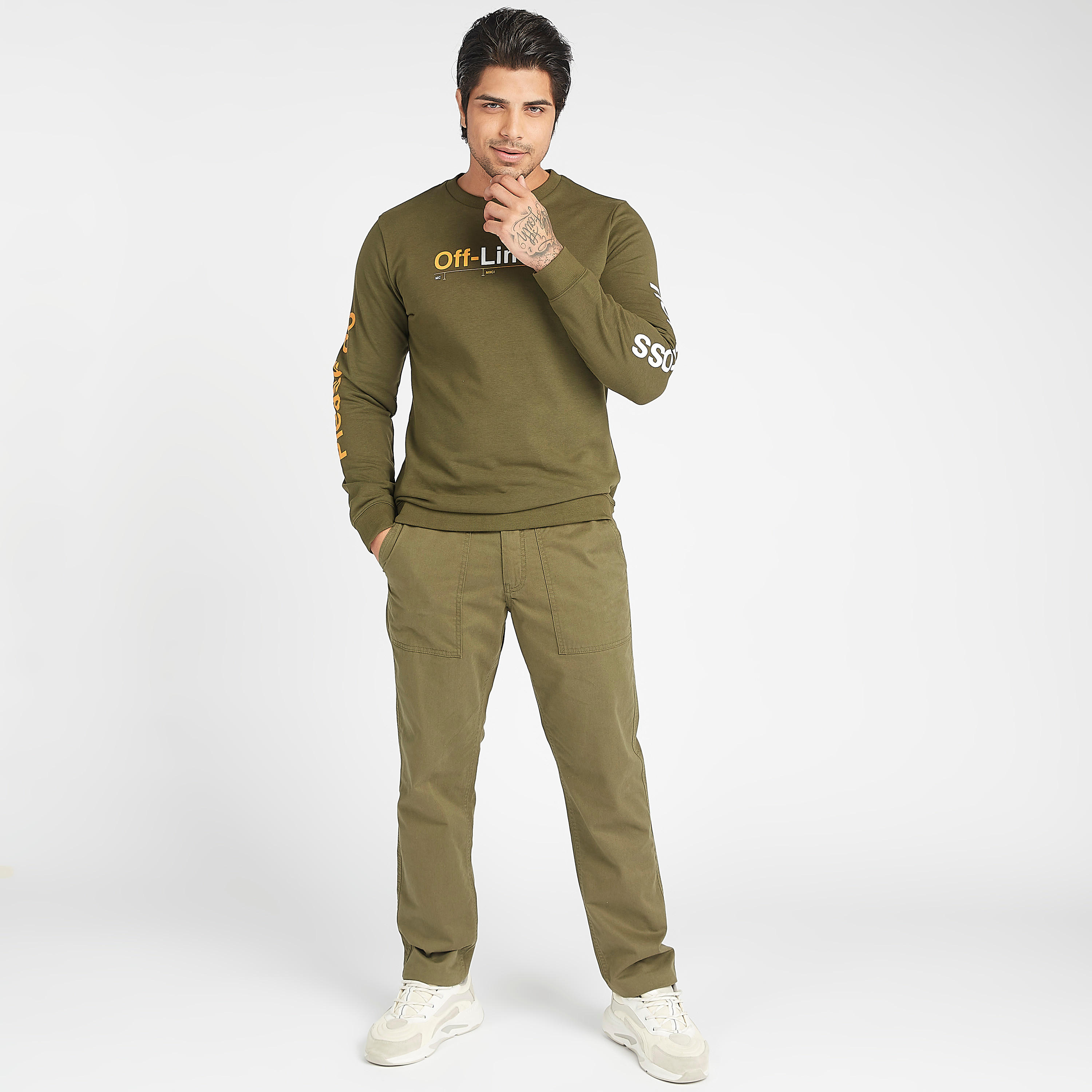 Sustainable Solid Trouser with Pockets and Button Closure-men-clothing-bottoms-trousersandchinos-trousers-image-2