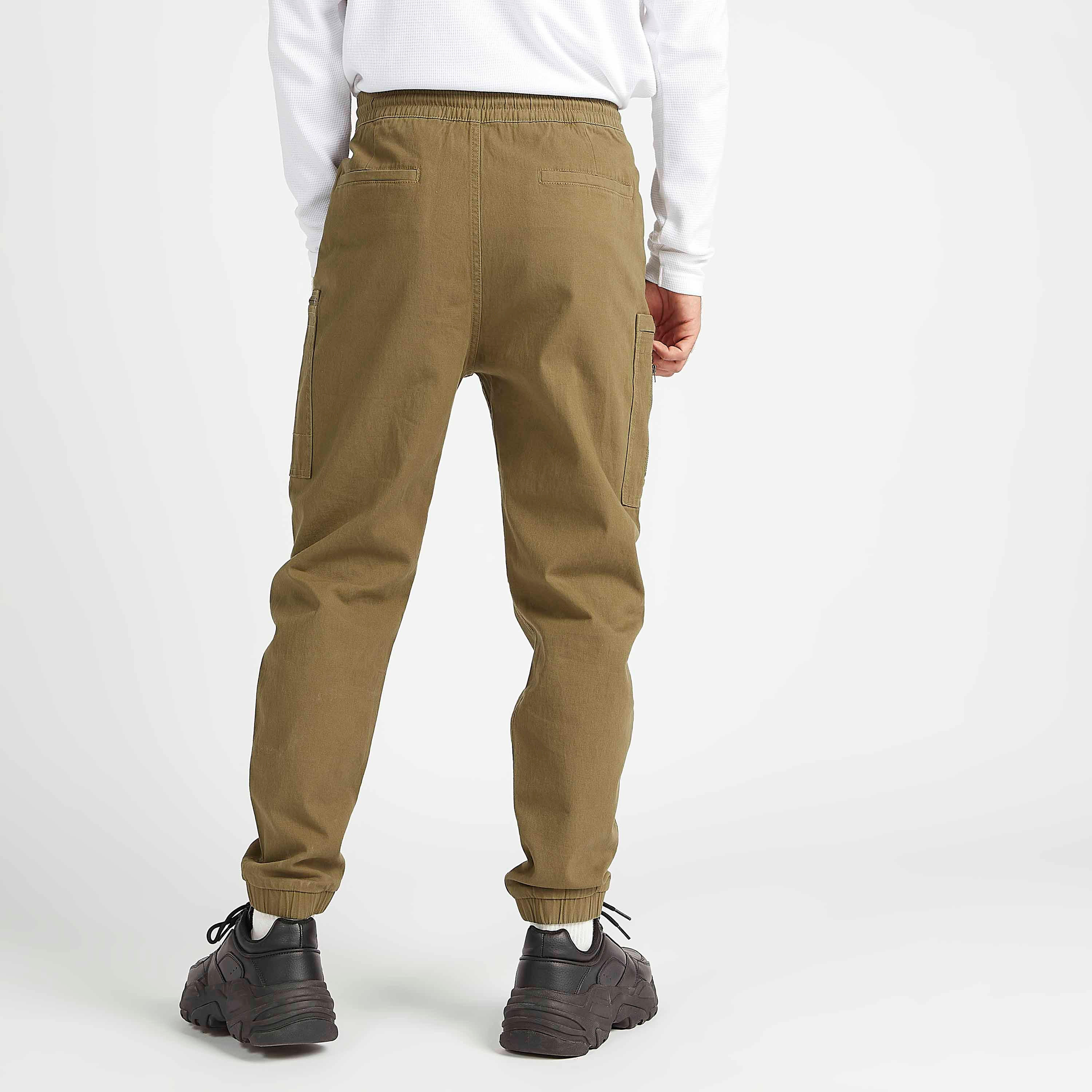 بنطلون رياضي مستدام كارجو سادة برباط إغلاق وخصر متوسّط الارتفاع-men-clothing-bottoms-joggers-image-1