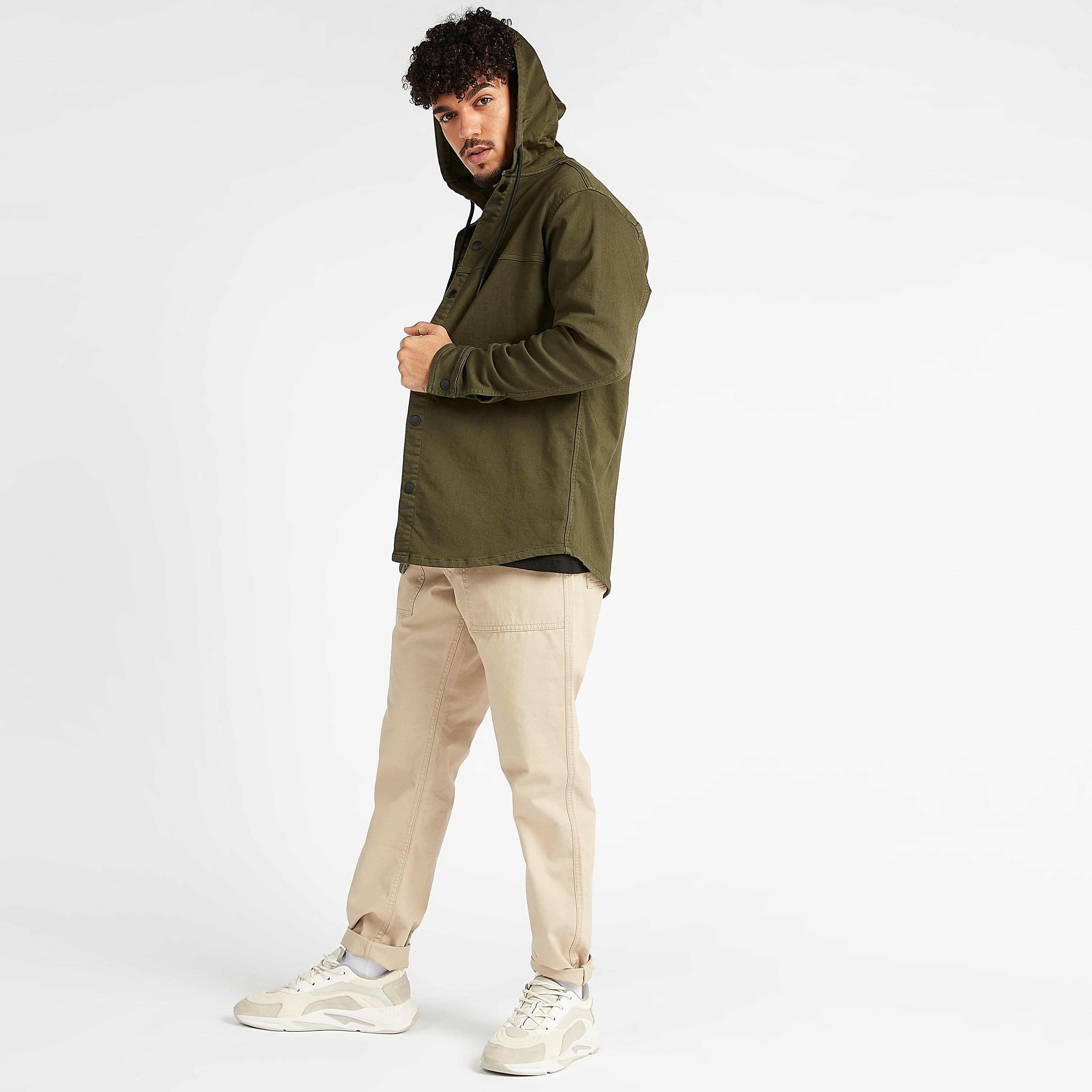 جاكيت مستدام بقبّعة وأكمام طويلة-men-clothing-jacketsandblazers-jackets-image-6