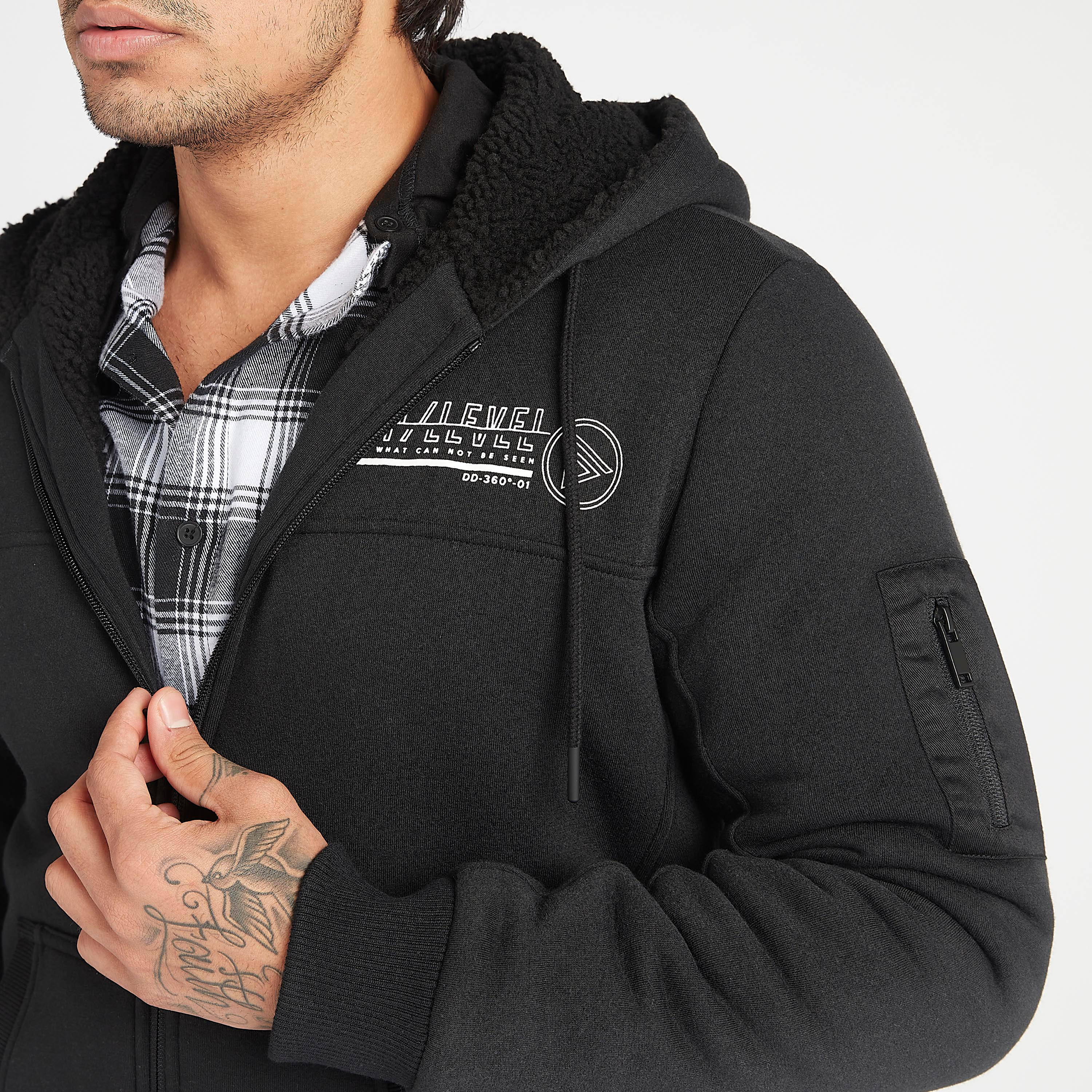 جاكيت بومبر مستدام بأكمام طويلة وقبعة وطبعات-men-clothing-jacketsandblazers-jackets-image-5
