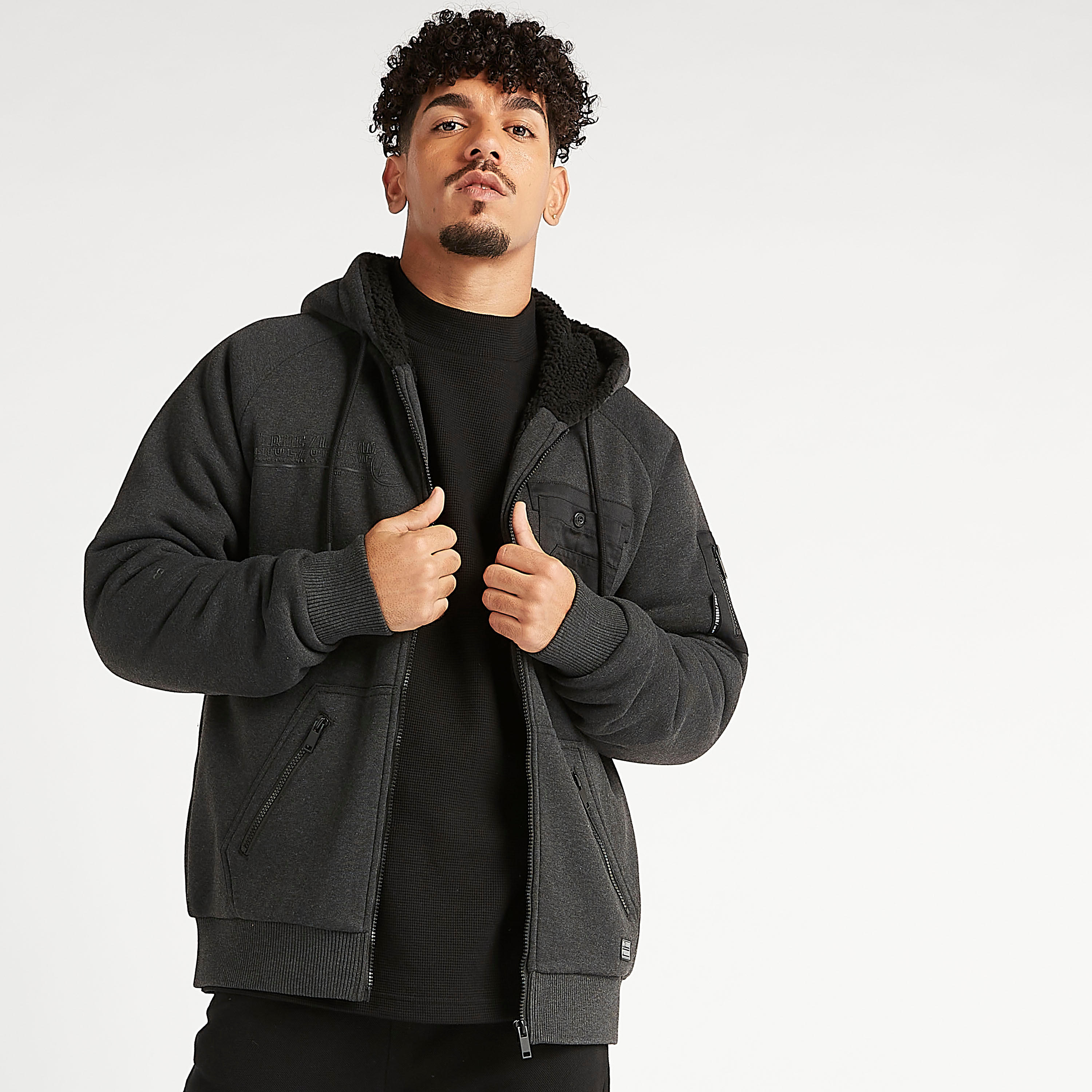 جاكيت مستدام بسحّاب وقبّعة وأكمام طويلة-men-clothing-jacketsandblazers-jackets-image-1