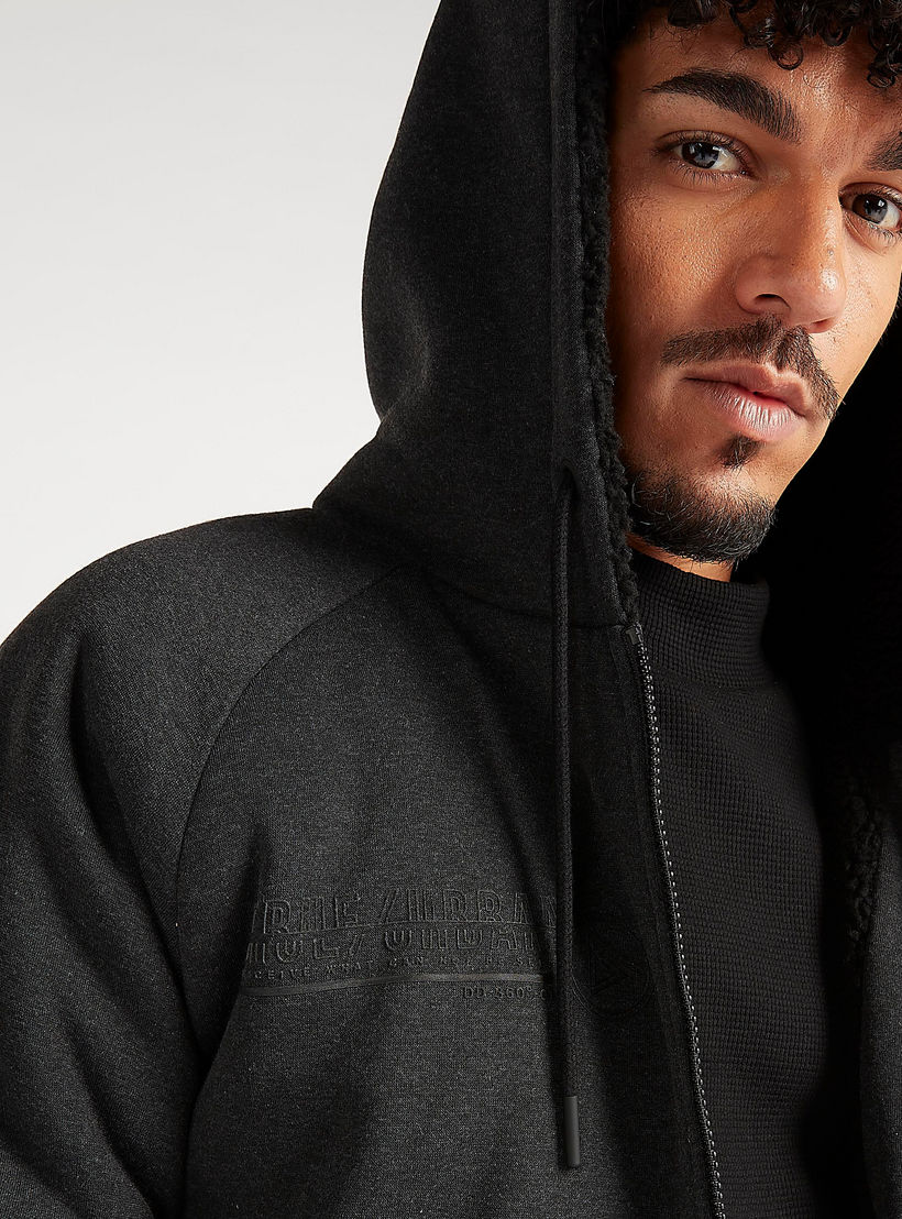 جاكيت مستدام بسحّاب وقبّعة وأكمام طويلة-men-clothing-jacketsandblazers-jackets-image-3