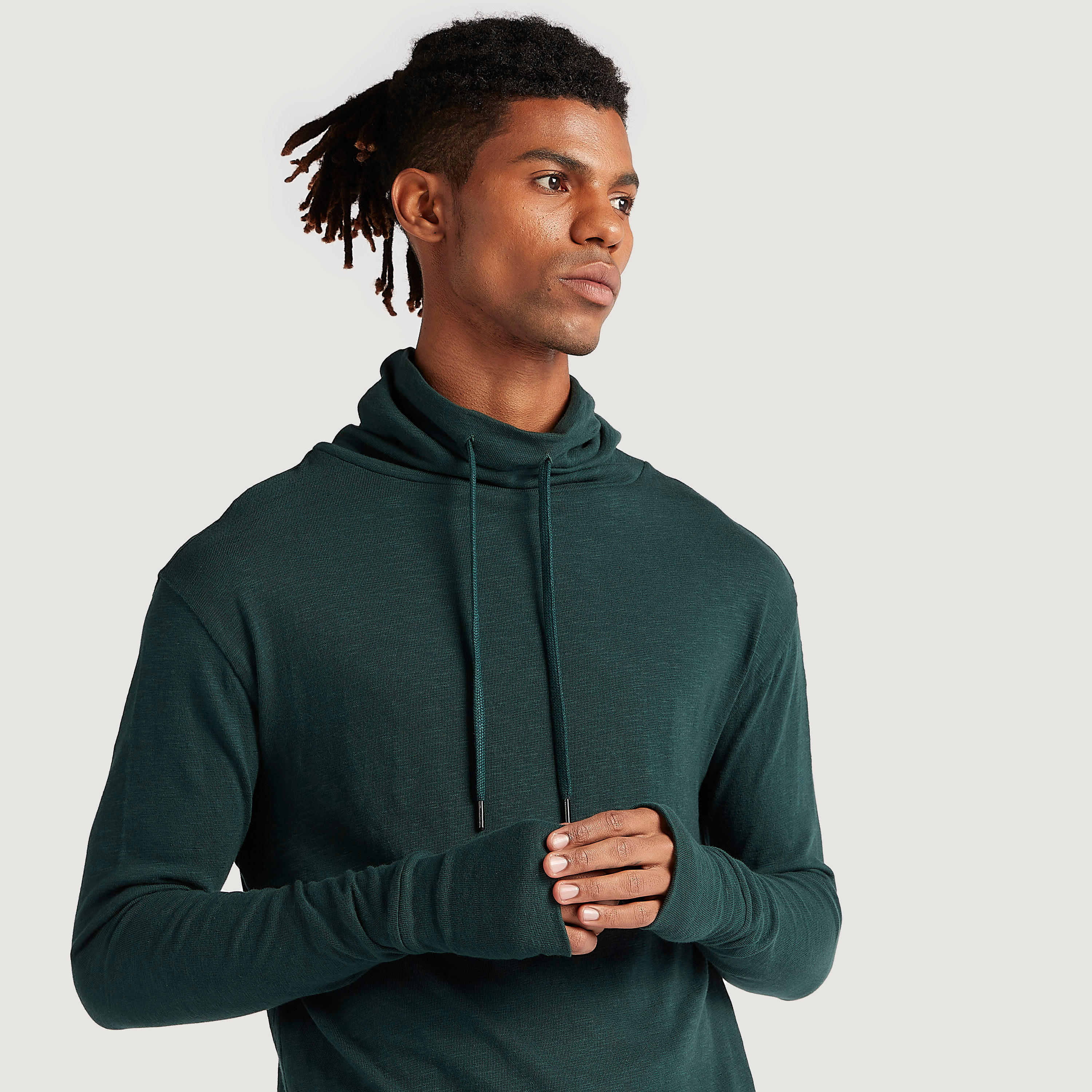 كنزة مستدامة طويلة سادة بياقة منسدلة وأكمام طويلة-men-clothing-sweatersandpullovers-image-6