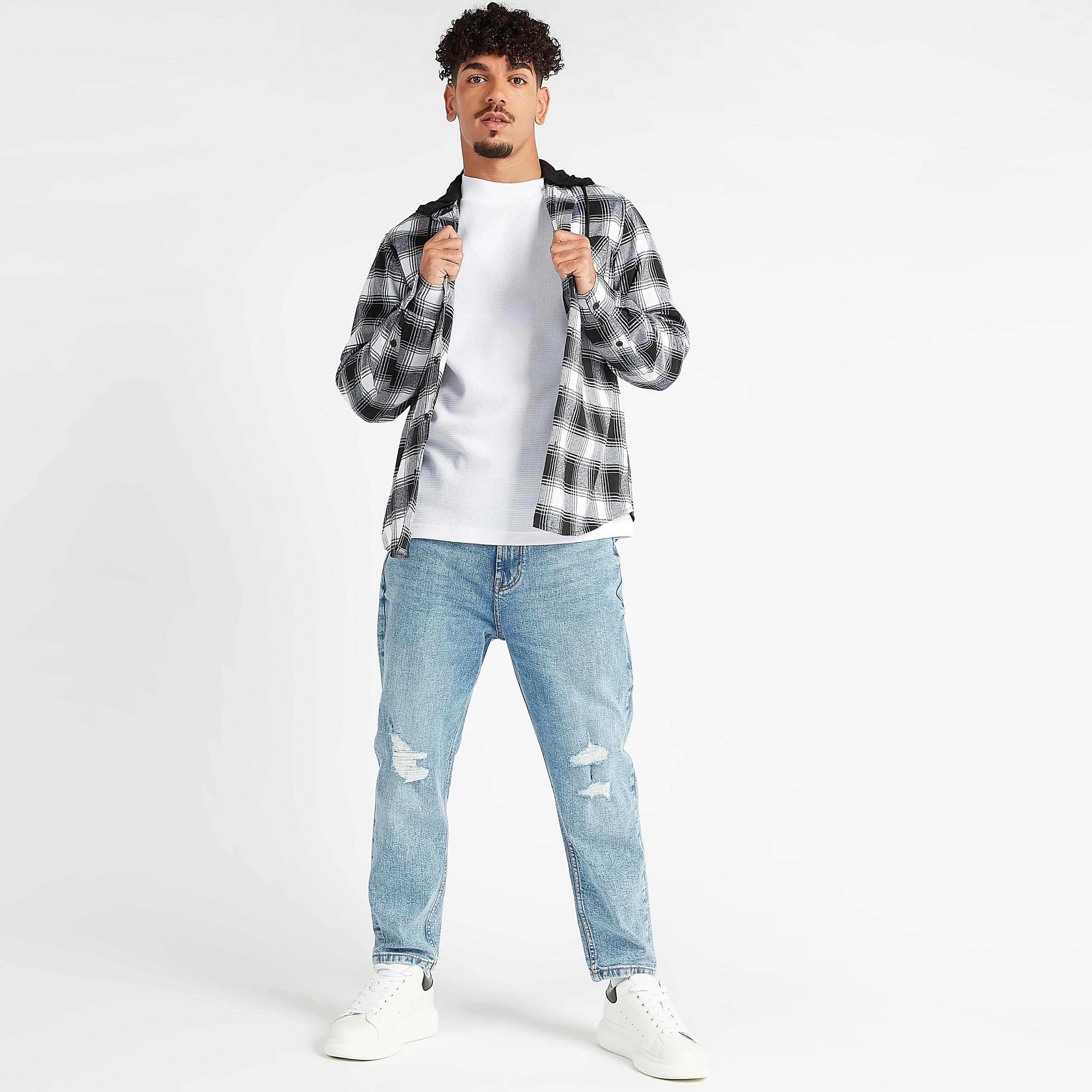 كنزة مستدامة بارزة الملمس بياقة عالية وأكمام طويلة-men-clothing-sweatersandpullovers-image-3