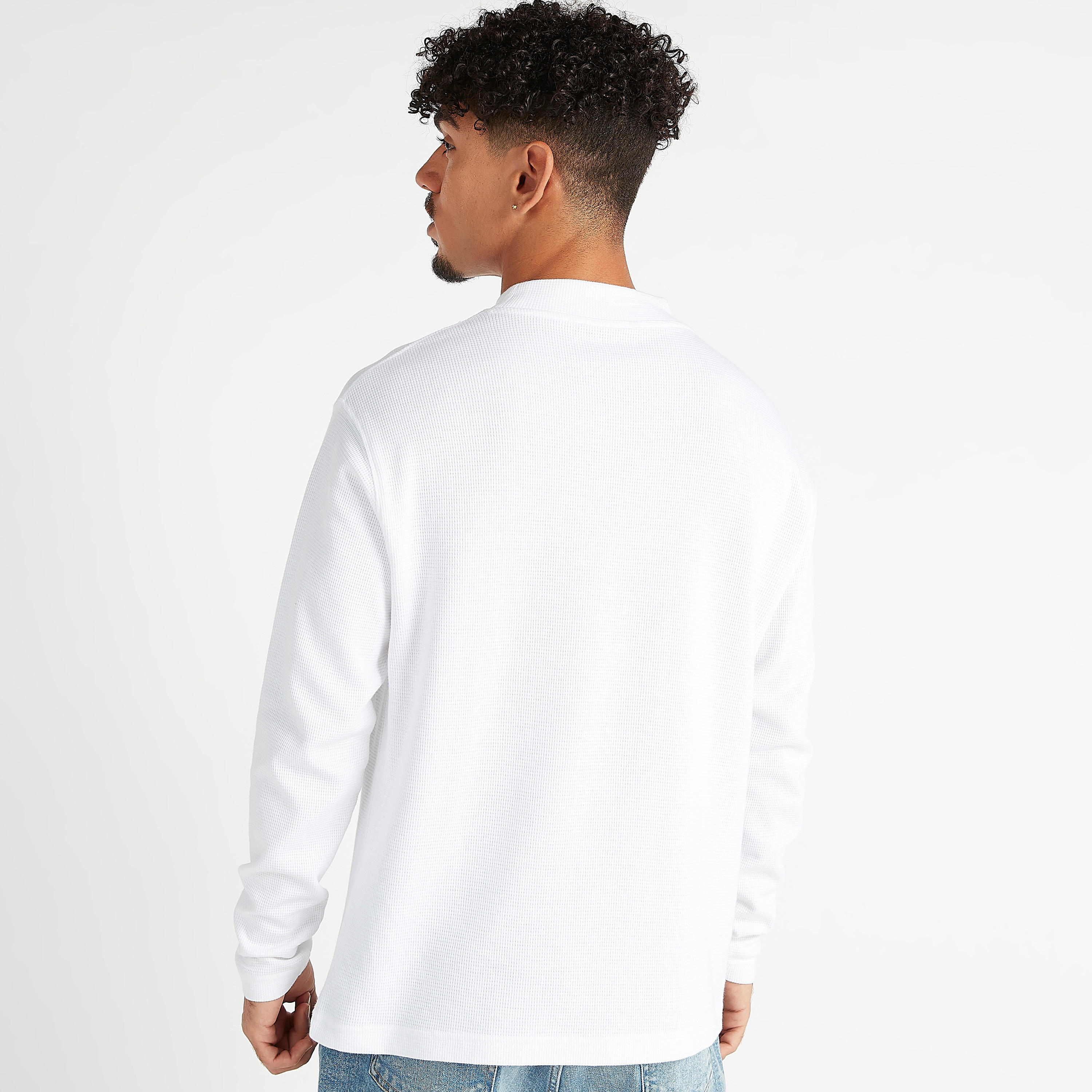 كنزة مستدامة بارزة الملمس بياقة عالية وأكمام طويلة-men-clothing-sweatersandpullovers-image-1
