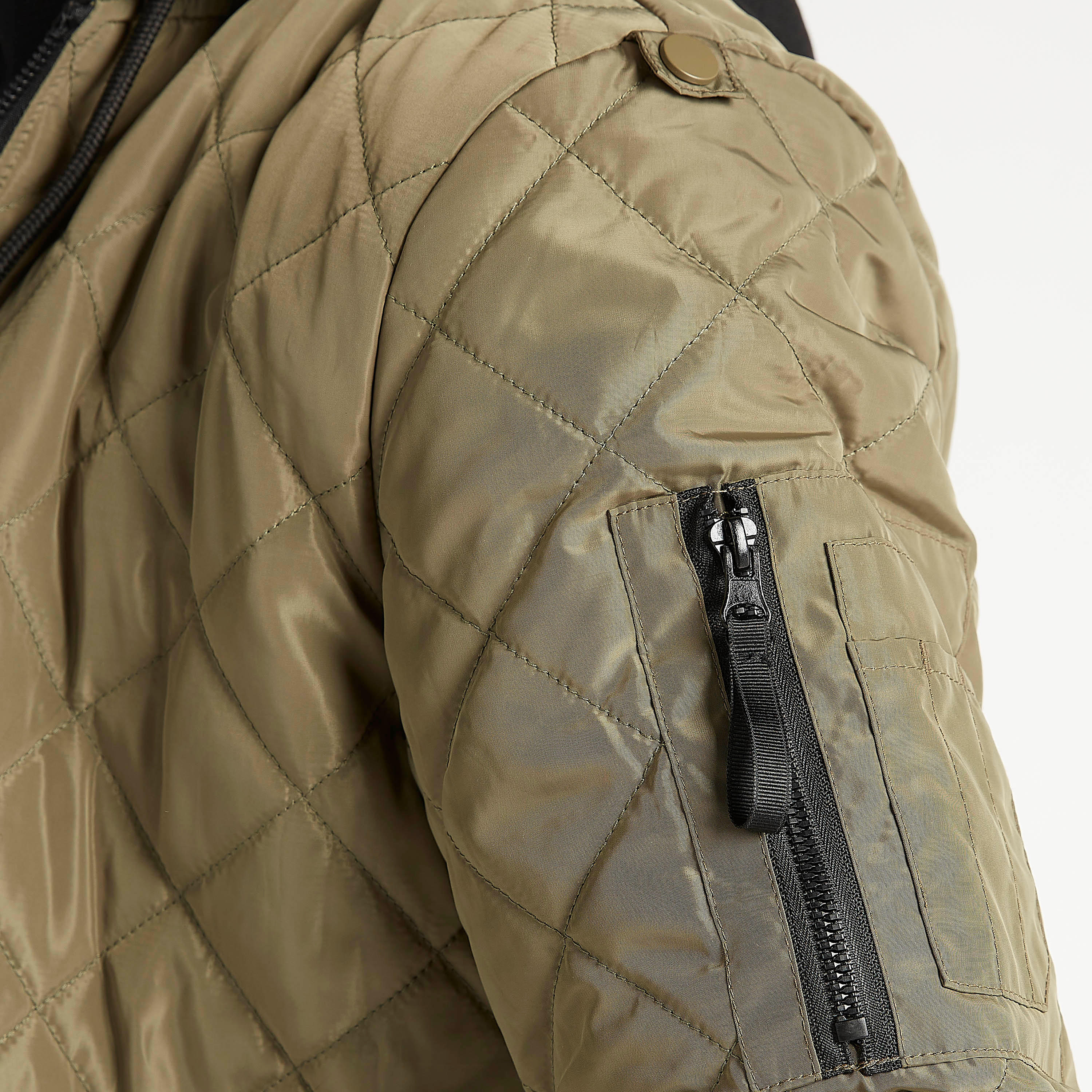 جاكيت مبطّن سادة بقبّعة وأكمام طويلة-men-clothing-jacketsandblazers-jackets-image-2