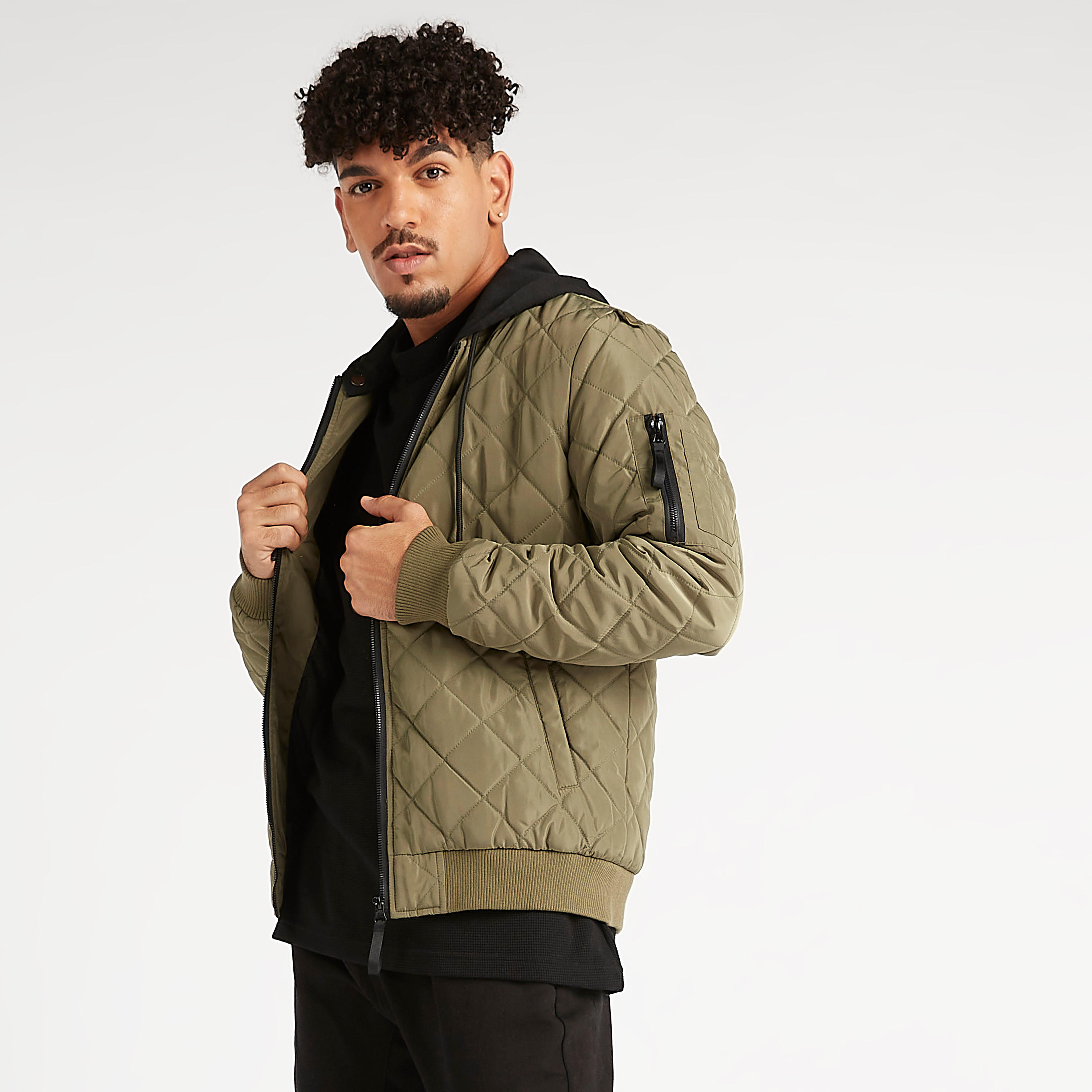جاكيت مبطّن سادة بقبّعة وأكمام طويلة-men-clothing-jacketsandblazers-jackets-image-1