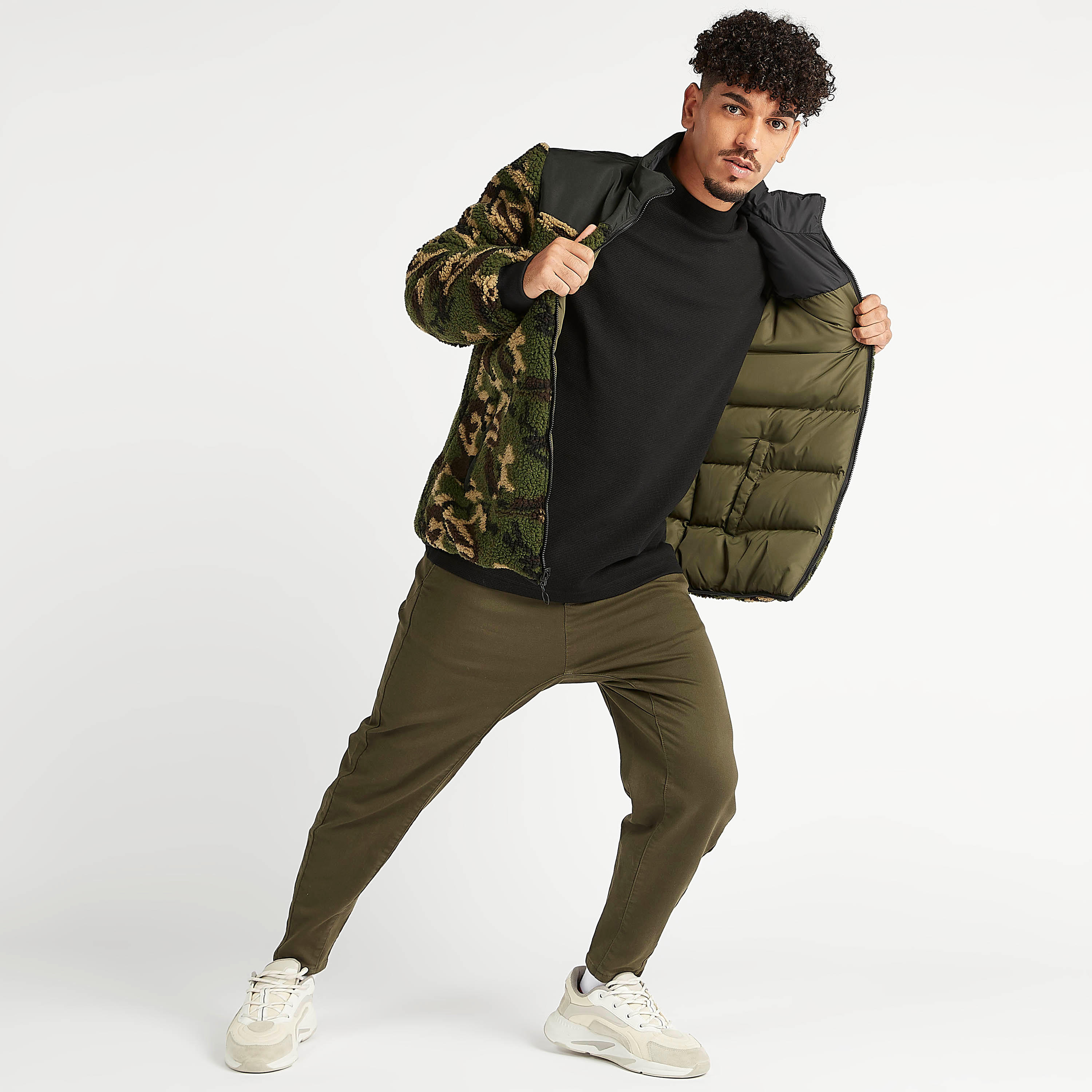 جاكيت بارز الملمس مبطّن يستخدم على الوجهين بأكمام طويلة وسحّاب-men-clothing-jacketsandblazers-jackets-image-4