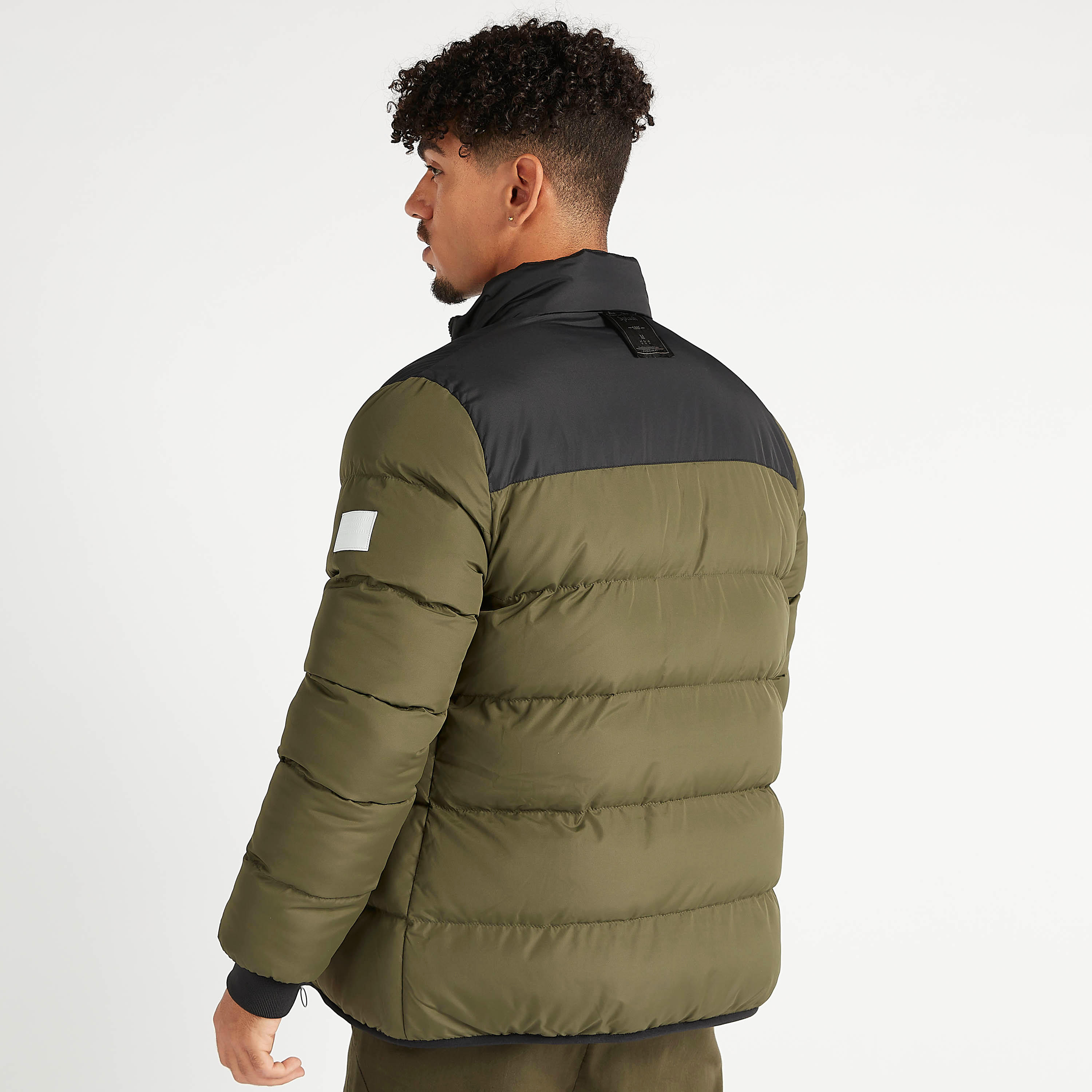 جاكيت بارز الملمس مبطّن يستخدم على الوجهين بأكمام طويلة وسحّاب-men-clothing-jacketsandblazers-jackets-image-5