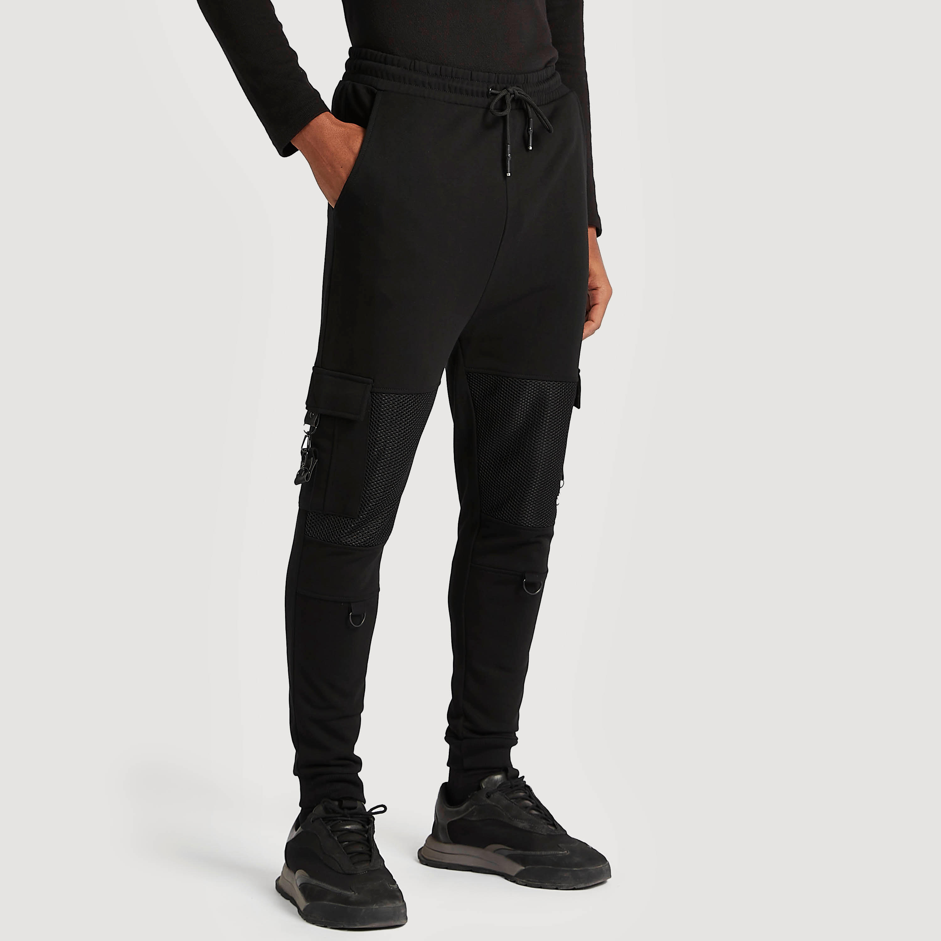 بنطلون رياضي مستدام سادة بخصر متوسّط الارتفاع ورباط إغلاق وجيوب-men-clothing-bottoms-joggers-image-5