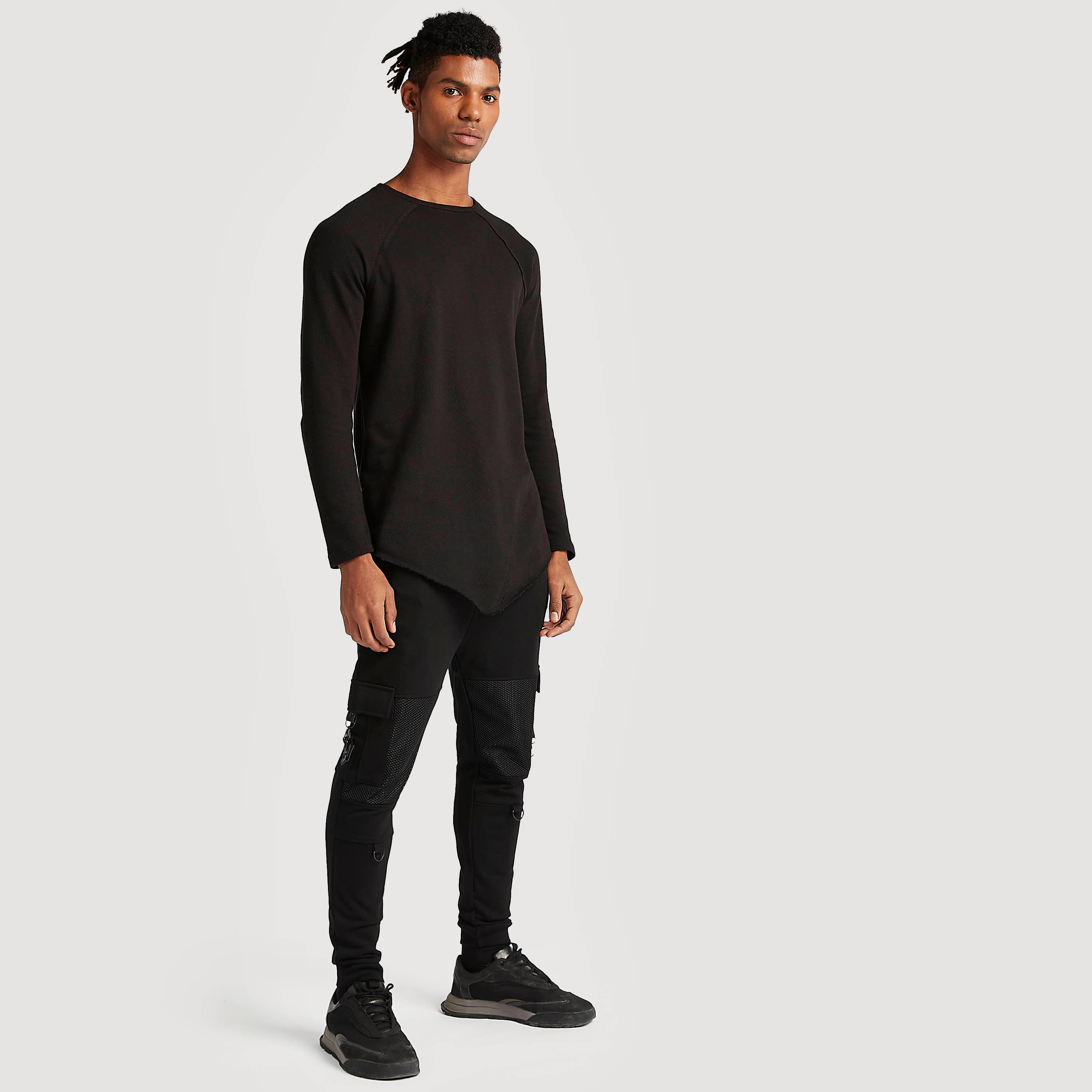 بنطلون رياضي مستدام سادة بخصر متوسّط الارتفاع ورباط إغلاق وجيوب-men-clothing-bottoms-joggers-image-4