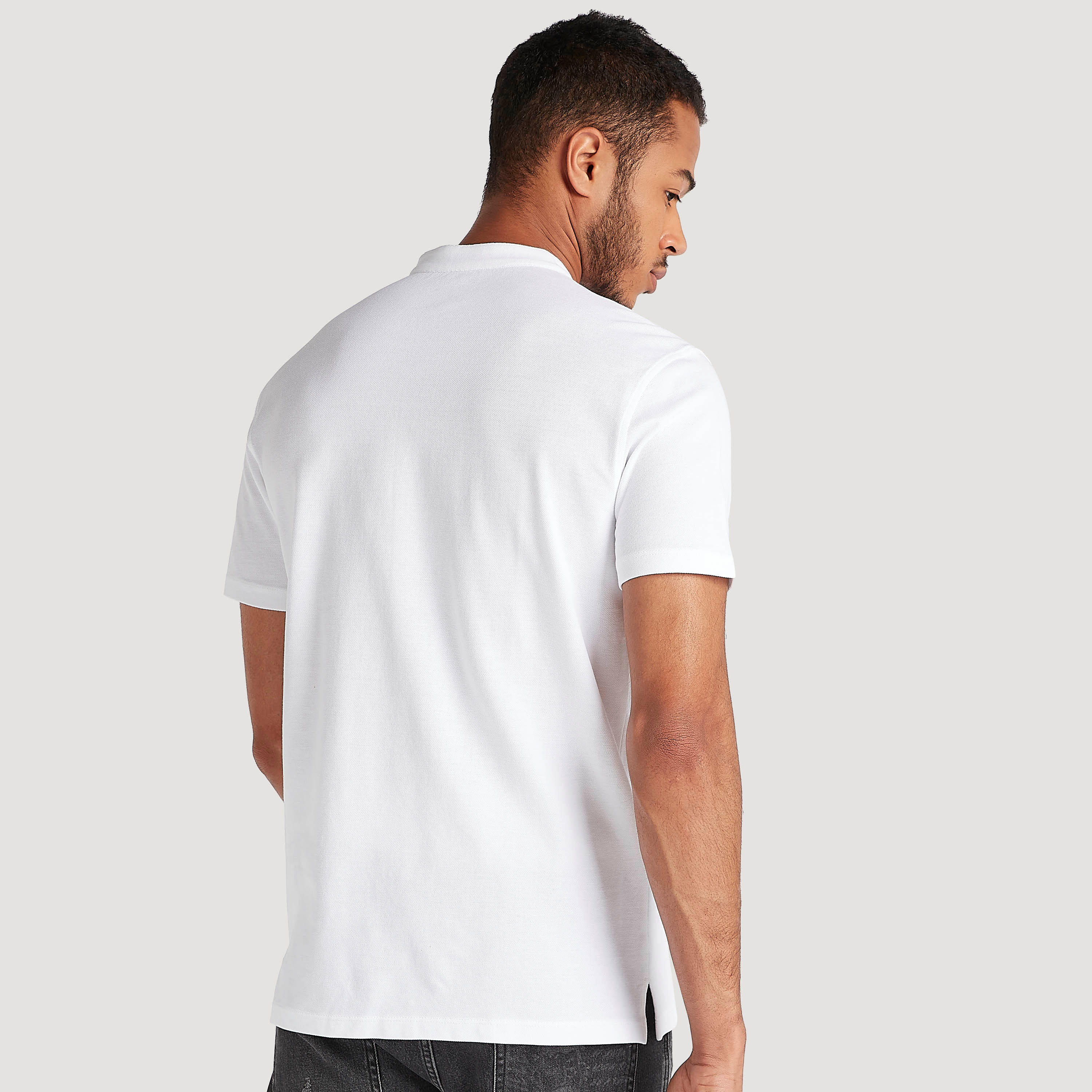 قميص بياقة ماندارين وأكمام قصيرة وطبعات-men-clothing-shirts-image-2