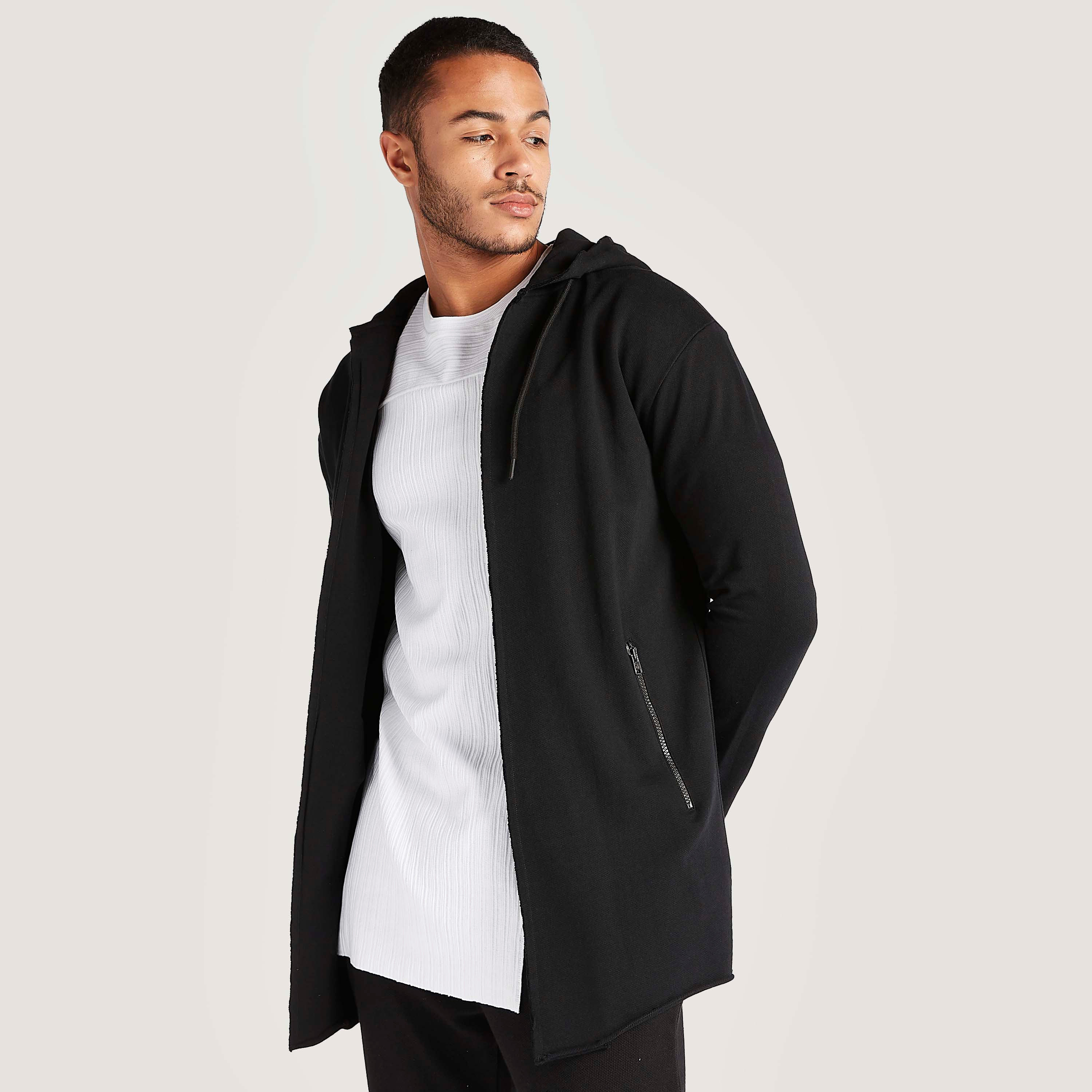 هودي طويل سادة بجيوب وسحّاب-men-winterwear-hoodiesandsweatshirts-image-1