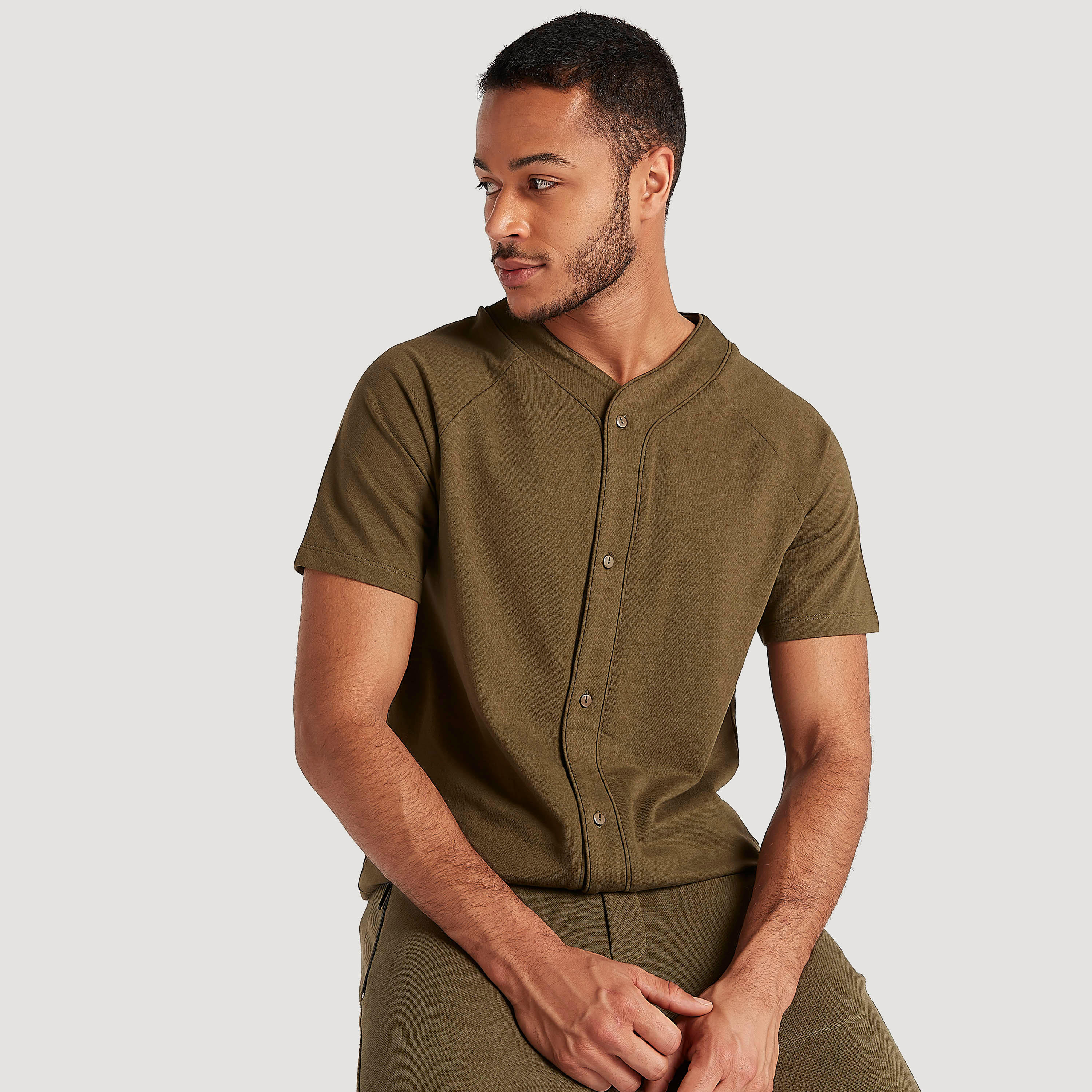 قميص سادة بزر مع أكمام قصيرة مغايرة-men-clothing-shirts-image-5