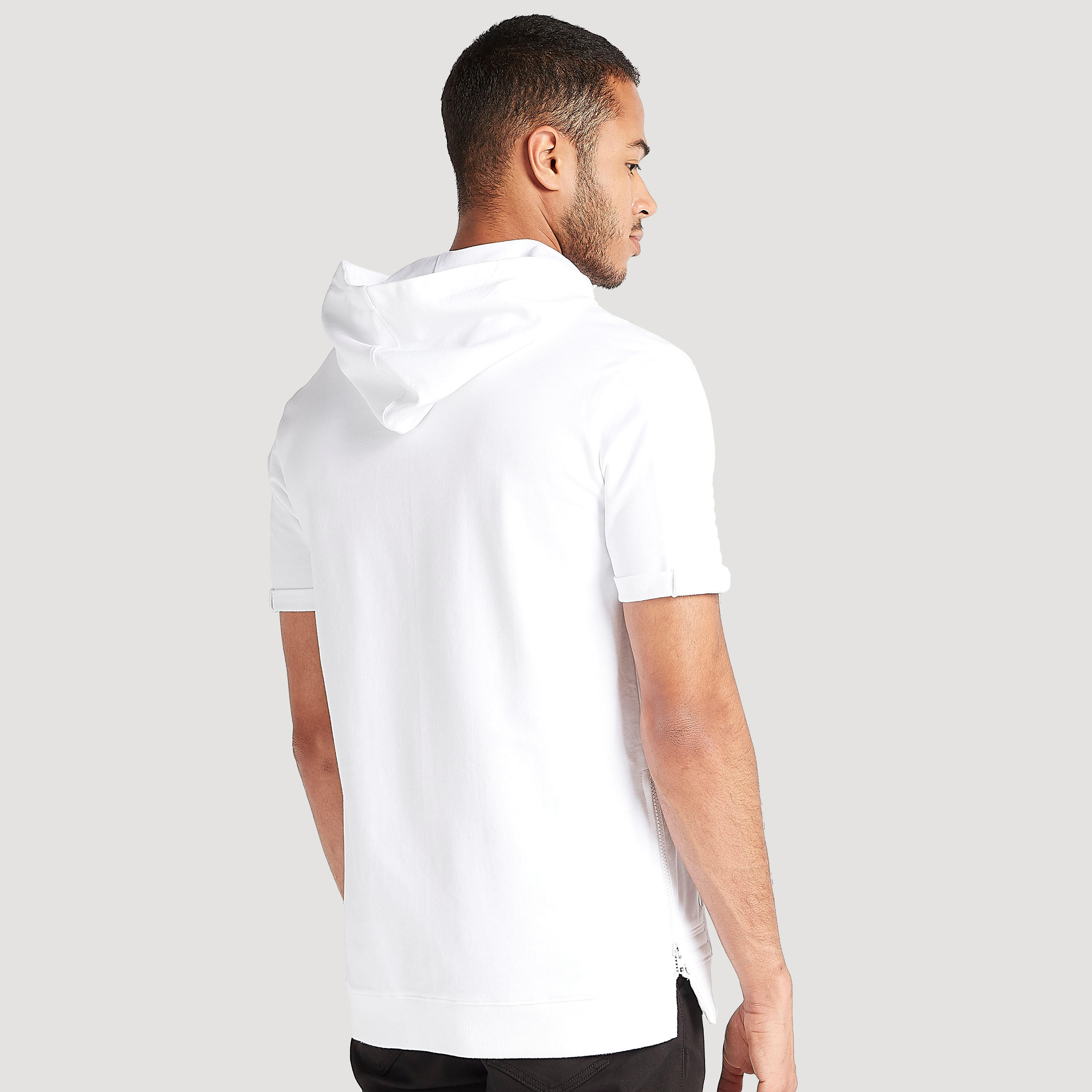 هودي بطبعات وأكمام قصيرة وجيوب-men-winterwear-hoodiesandsweatshirts-image-4