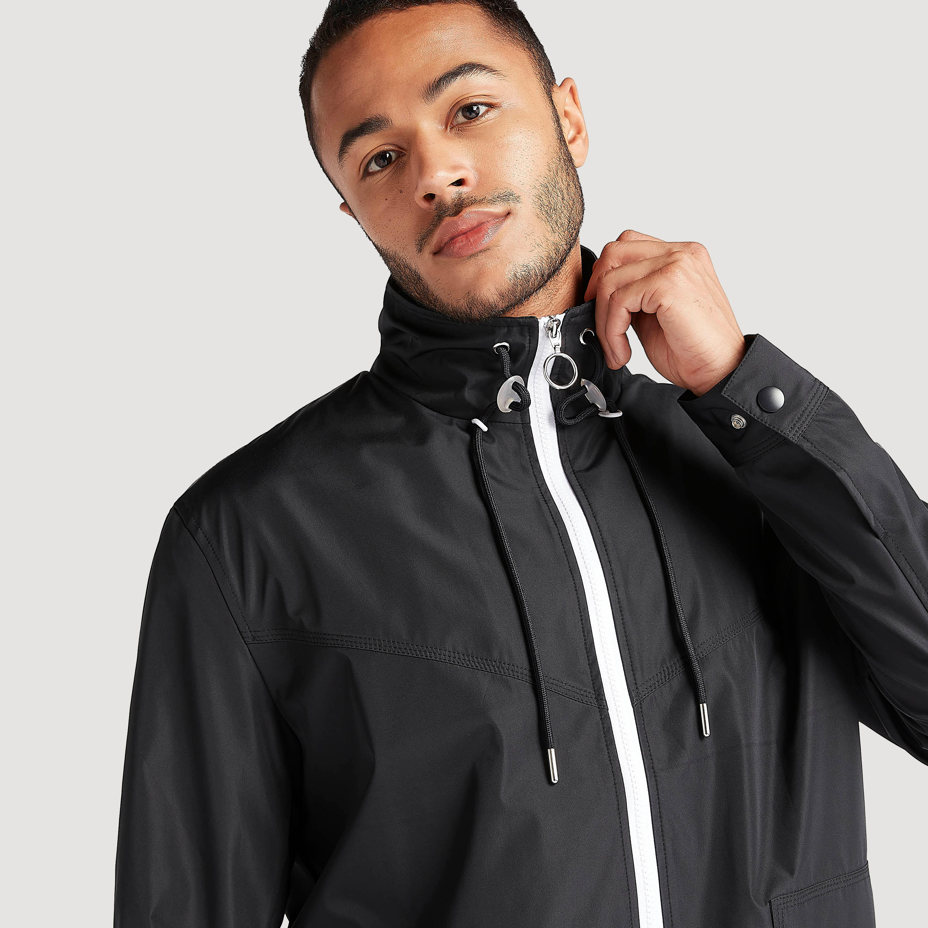 Solid Zip Through Lightweight Jacket with Long Sleeves and Pockets-men-clothing-jacketsandblazers-jackets-image-3