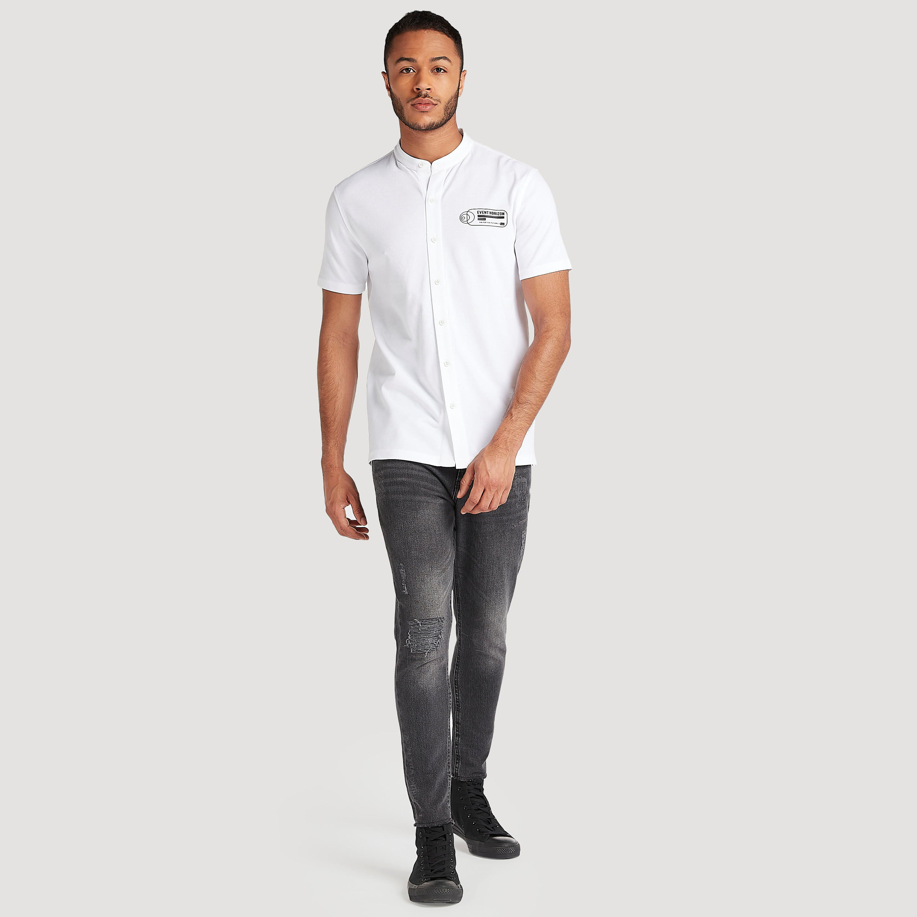 بنطلون جينز كاروت فيت بخصر منخفض وأطراف بشراشيب-men-clothing-bottoms-jeans-image-2