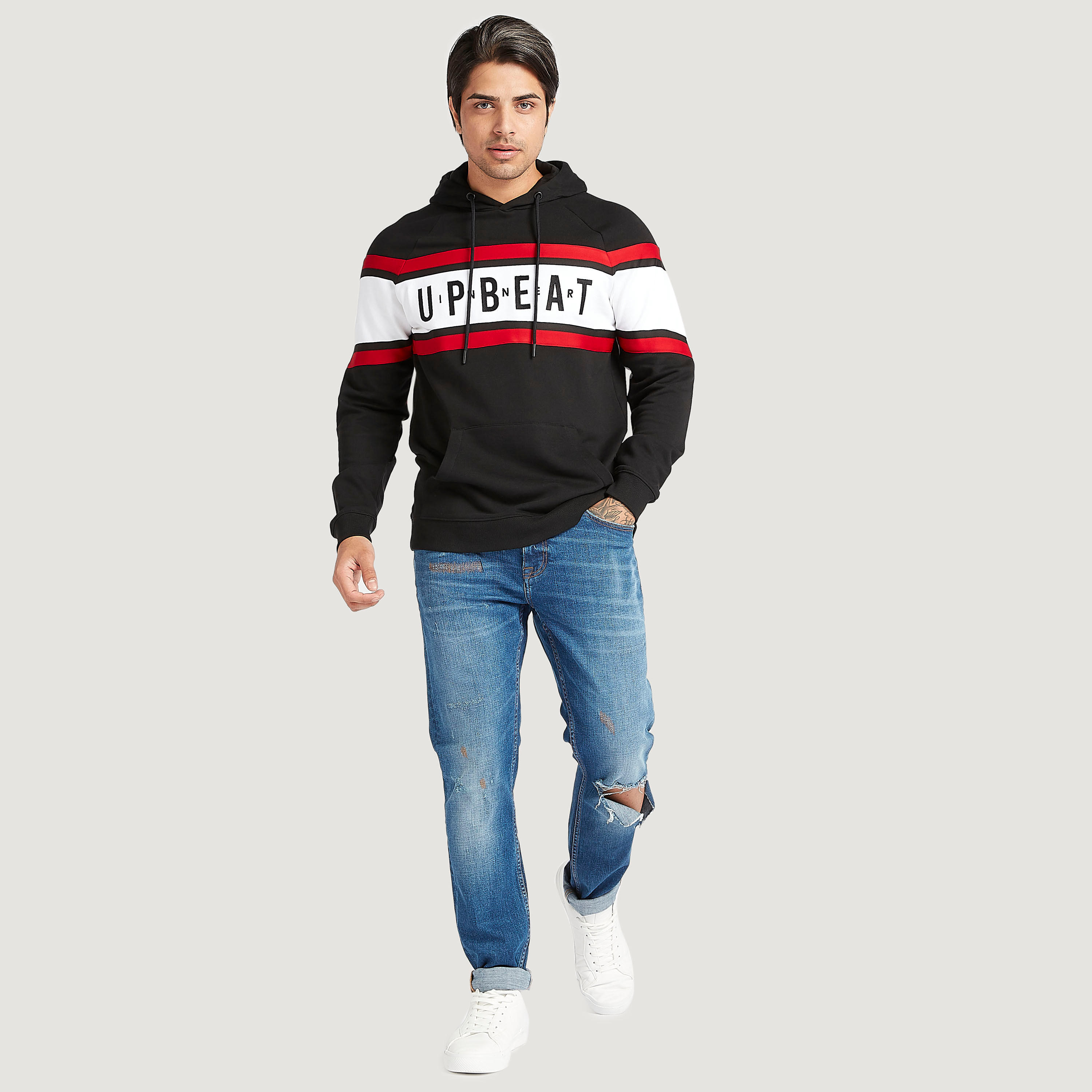 هودي بطبعات وأكمام طويلة وجيوب-men-winterwear-hoodiesandsweatshirts-image-2