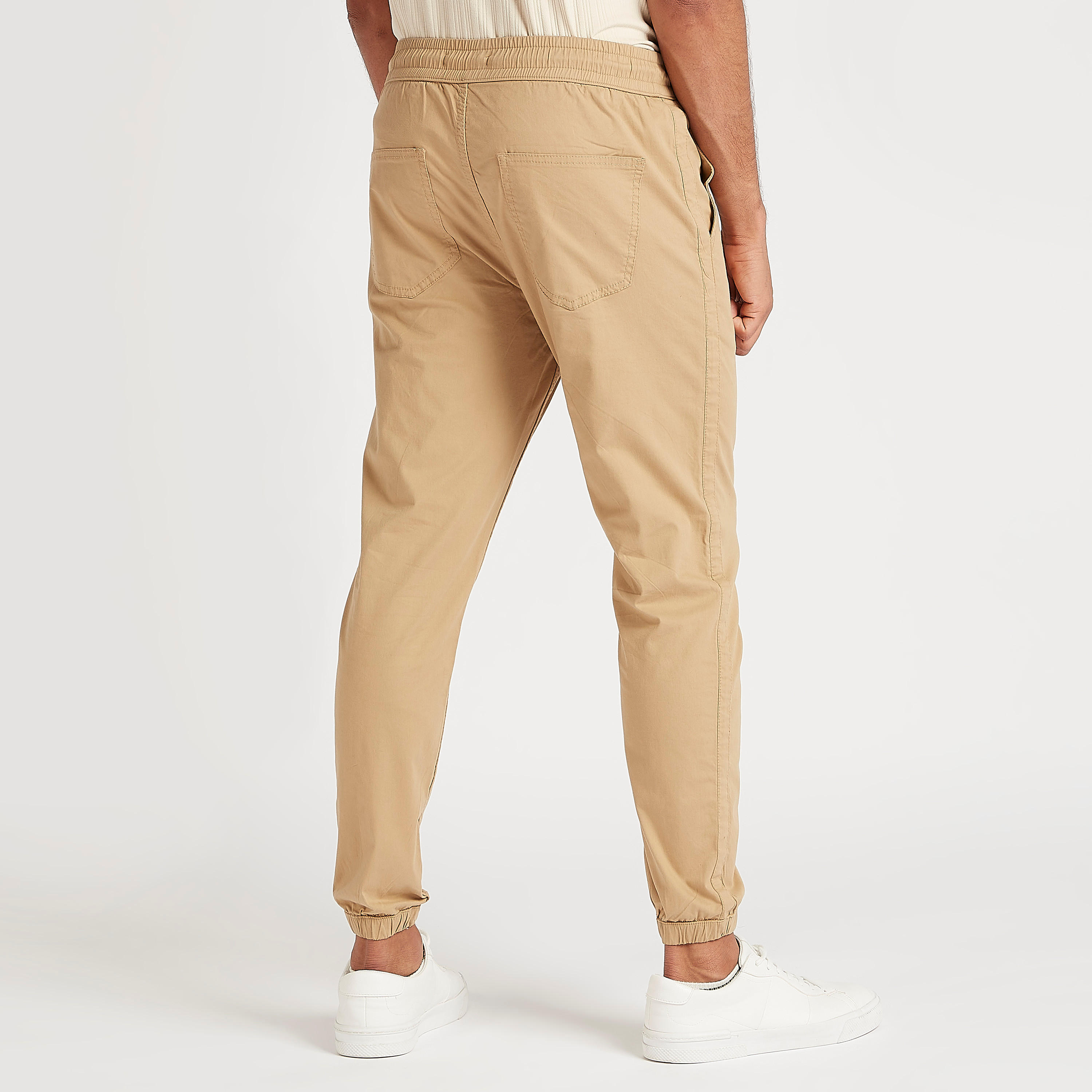 بنطلون رياضي سادة برباط إغلاق وجيوب-men-clothing-bottoms-joggers-image-2