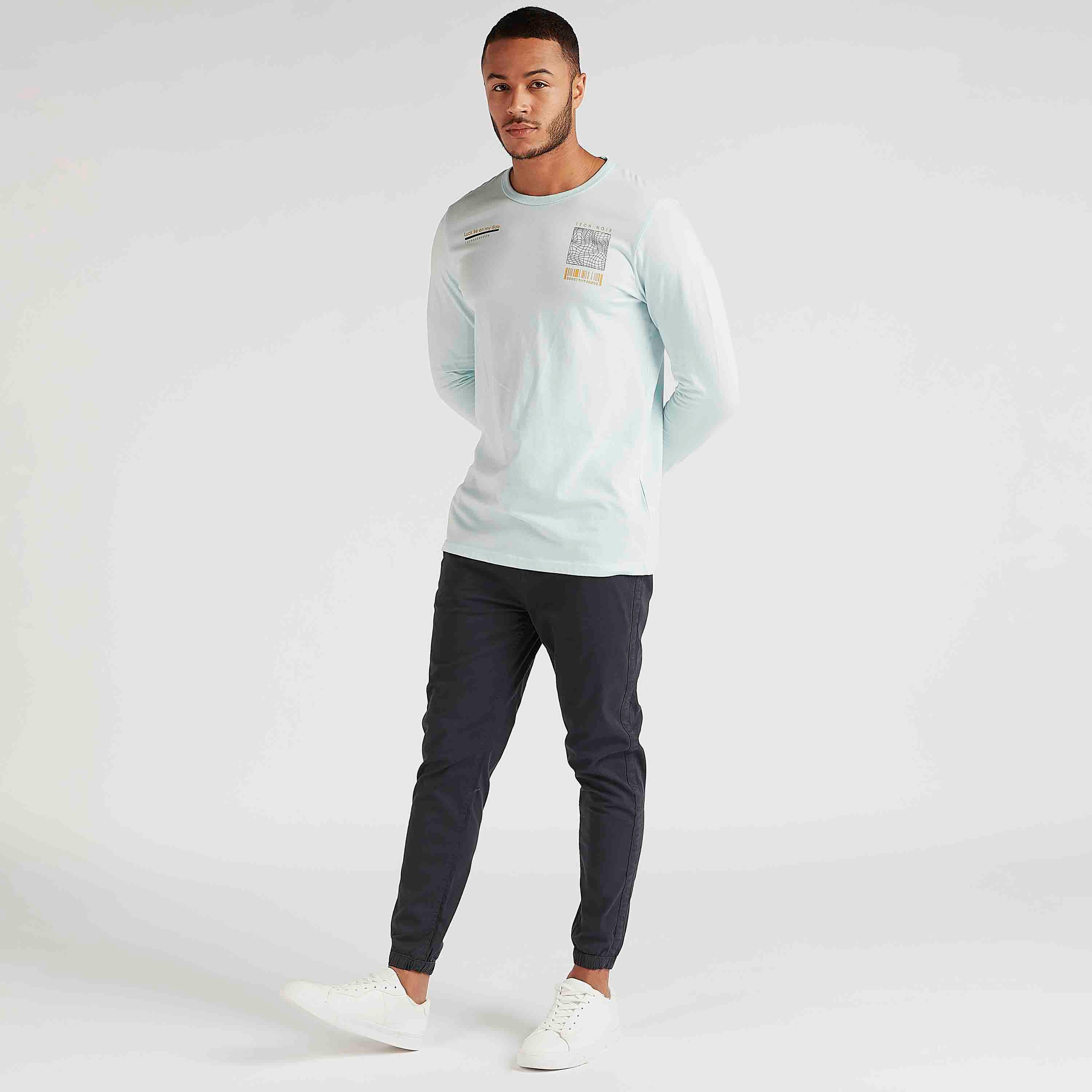تيشيرت سادة بياقة ضيّقة وأكمام طويلة-men-clothing-tshirtsandpolos-tshirts-image-5